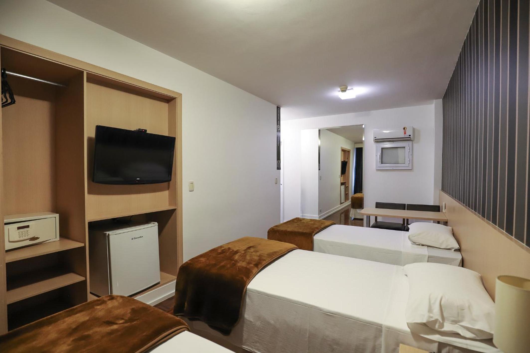 Triple Room - Photo 11