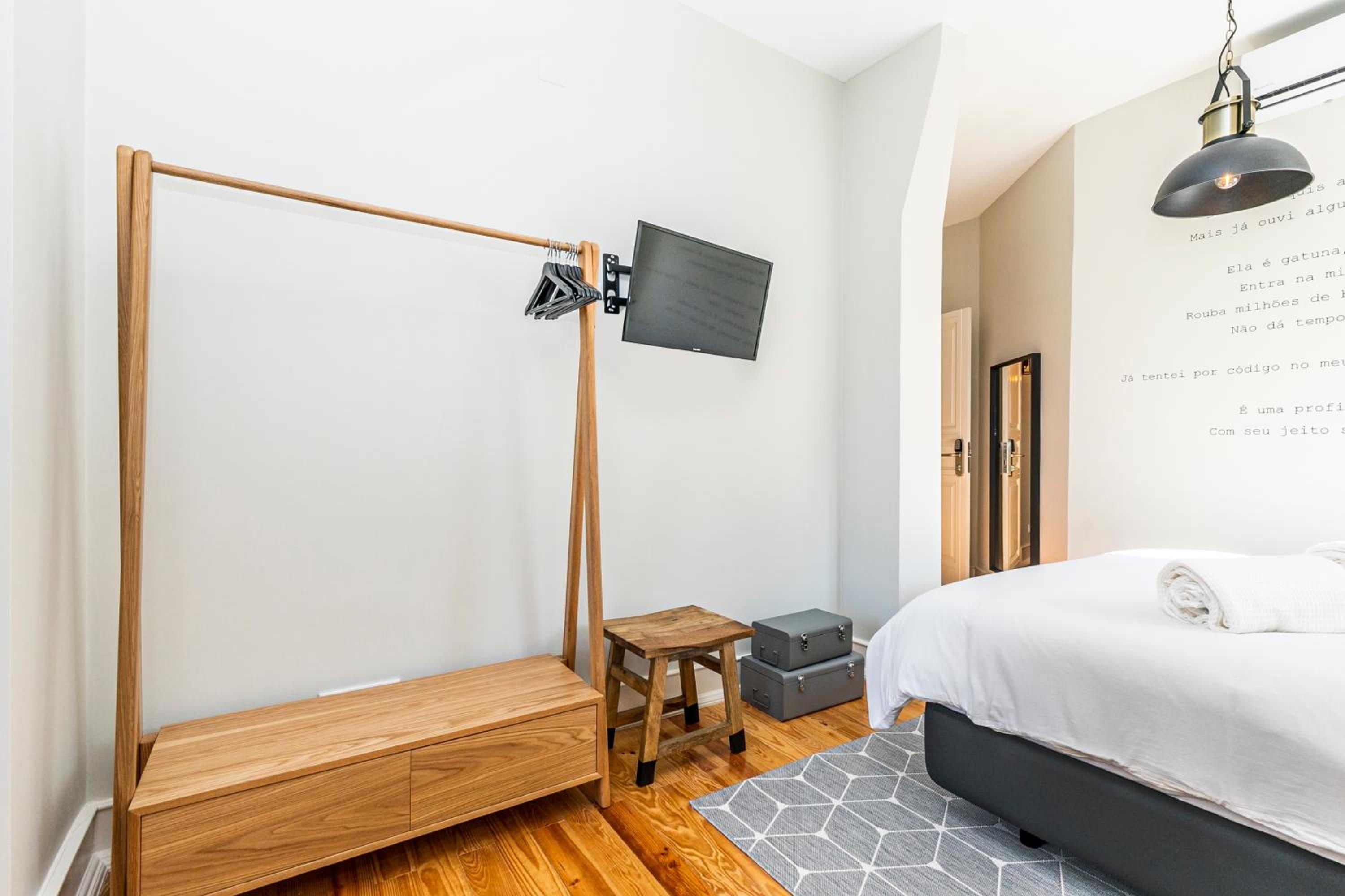 Standard Double or Twin Room with Balcony photo 2