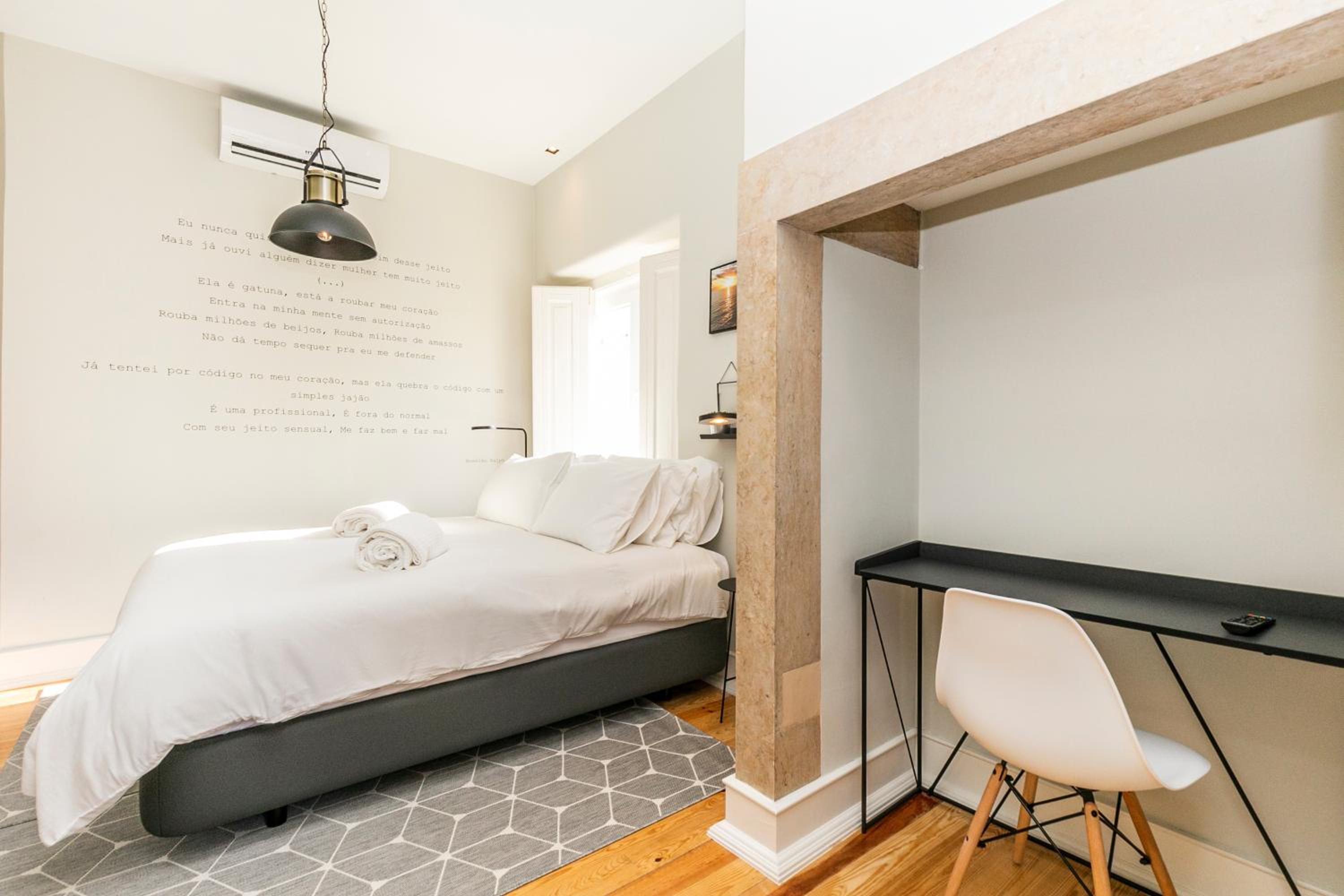 Standard Double or Twin Room with Balcony photo 3
