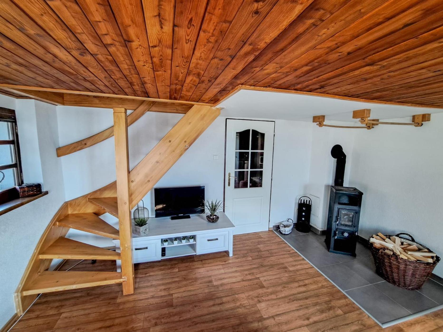 Two-Bedroom House photo 2