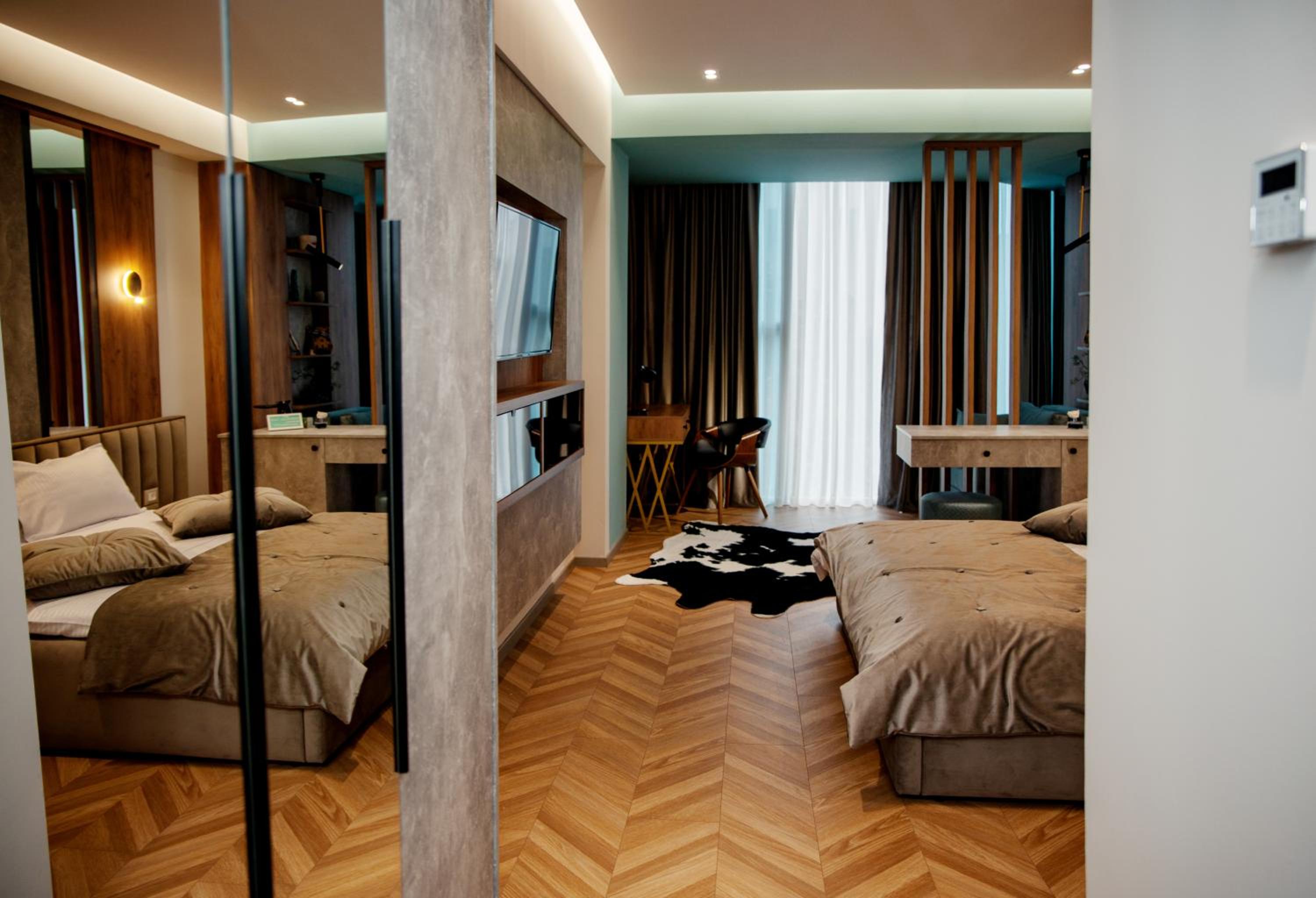 Studio Apartment photo 2