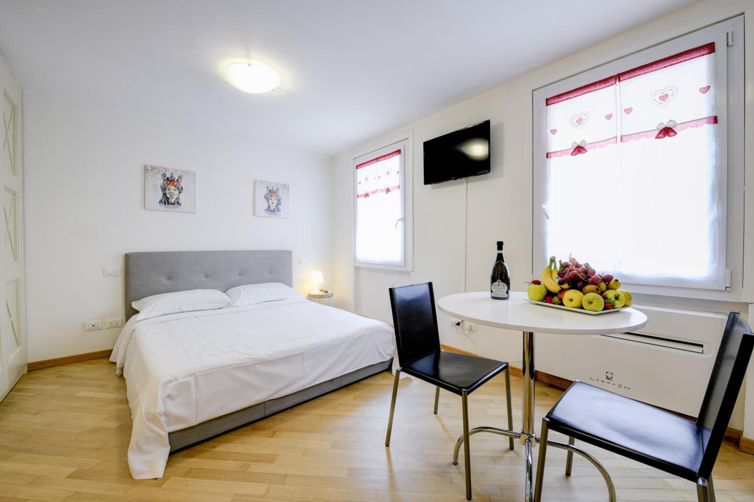 Standard Apartment photo 1