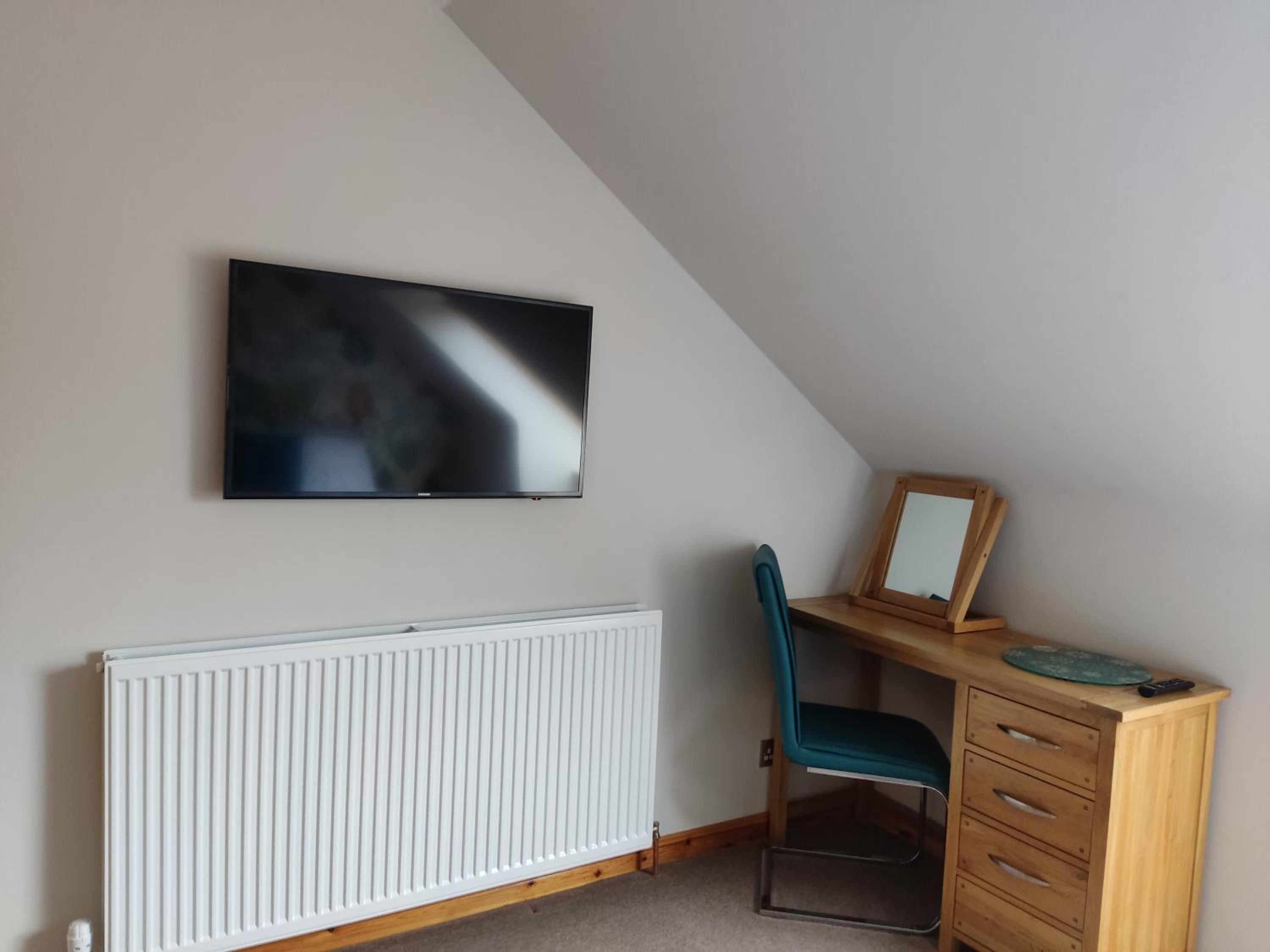 Double Room with Mountain View - Photo 6