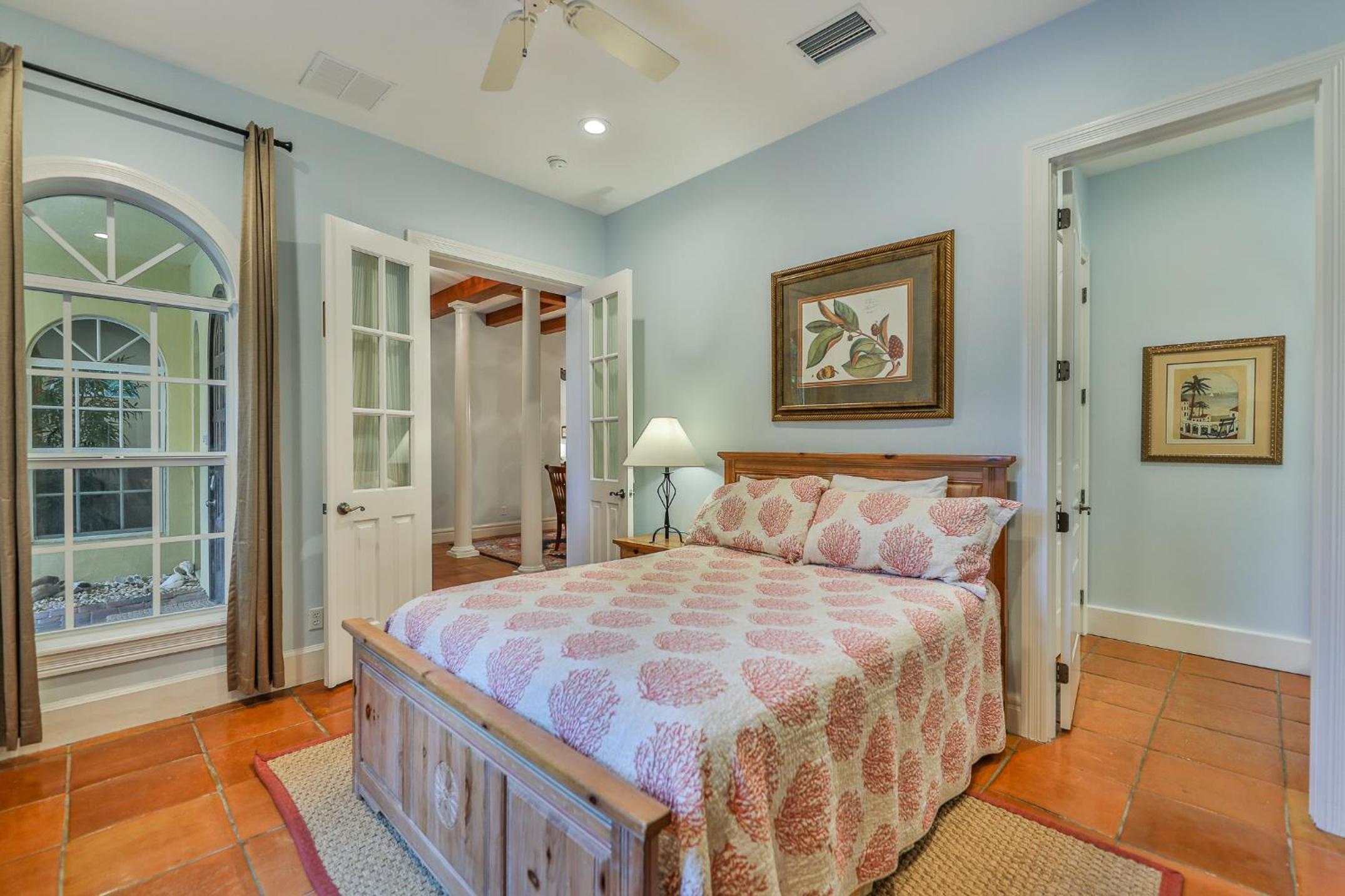 Four-Bedroom Holiday Home photo 3