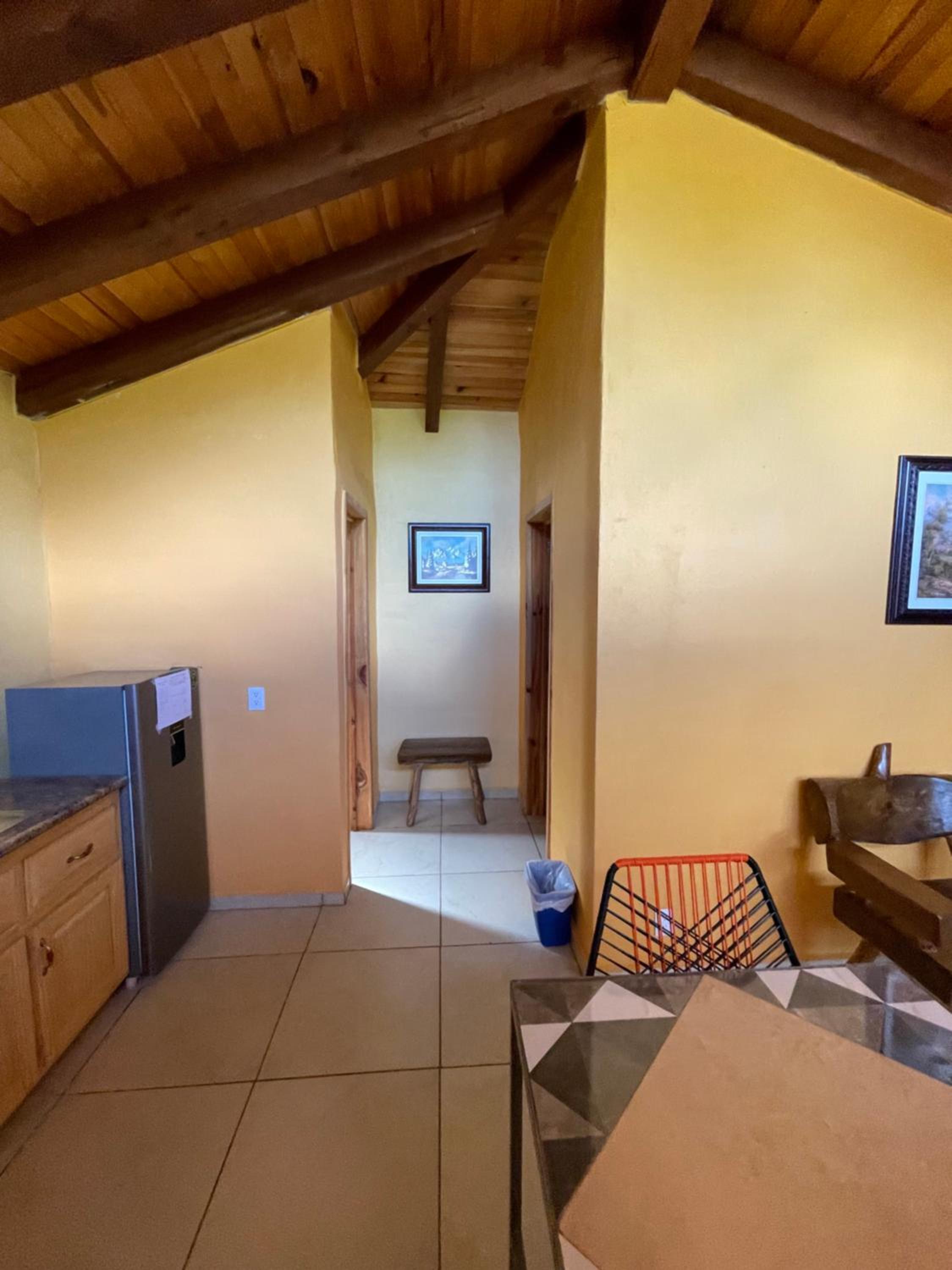 One-Bedroom Apartment - Photo 6