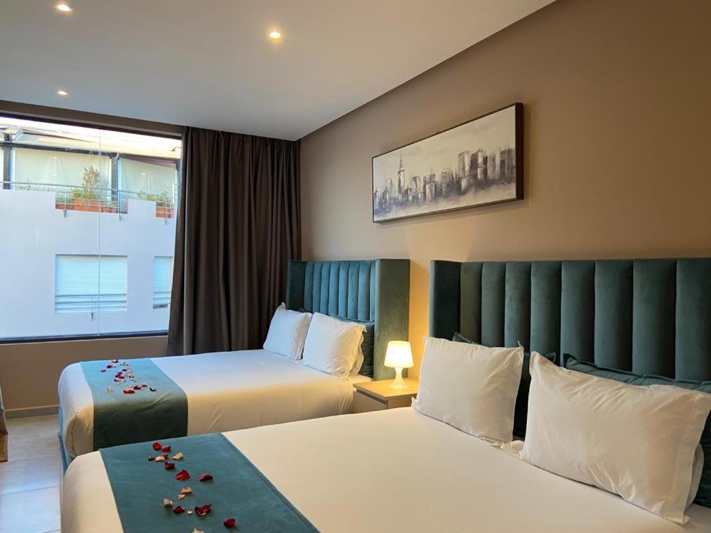 Standard Double Suite - Photo 2