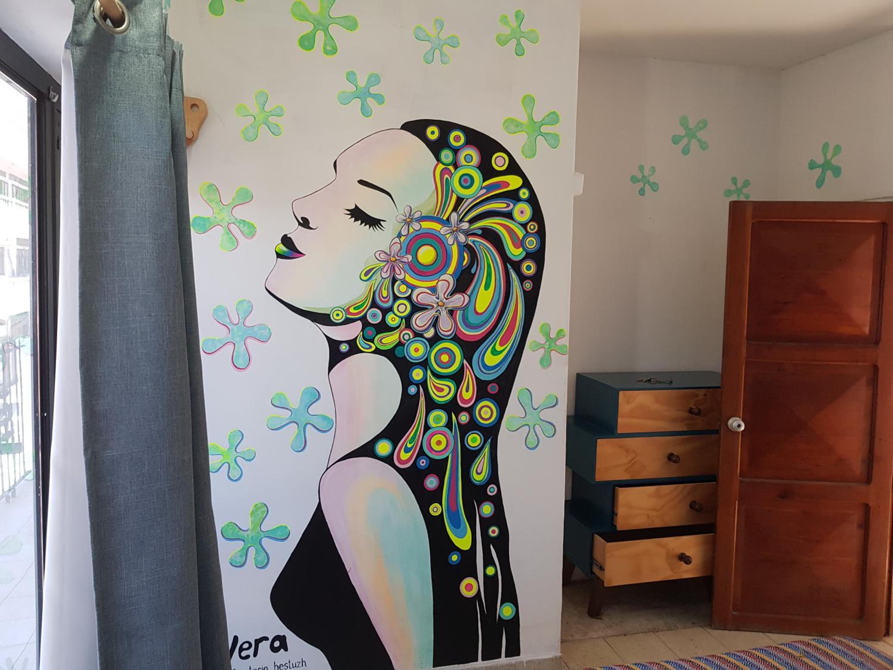 Queen Room photo 3