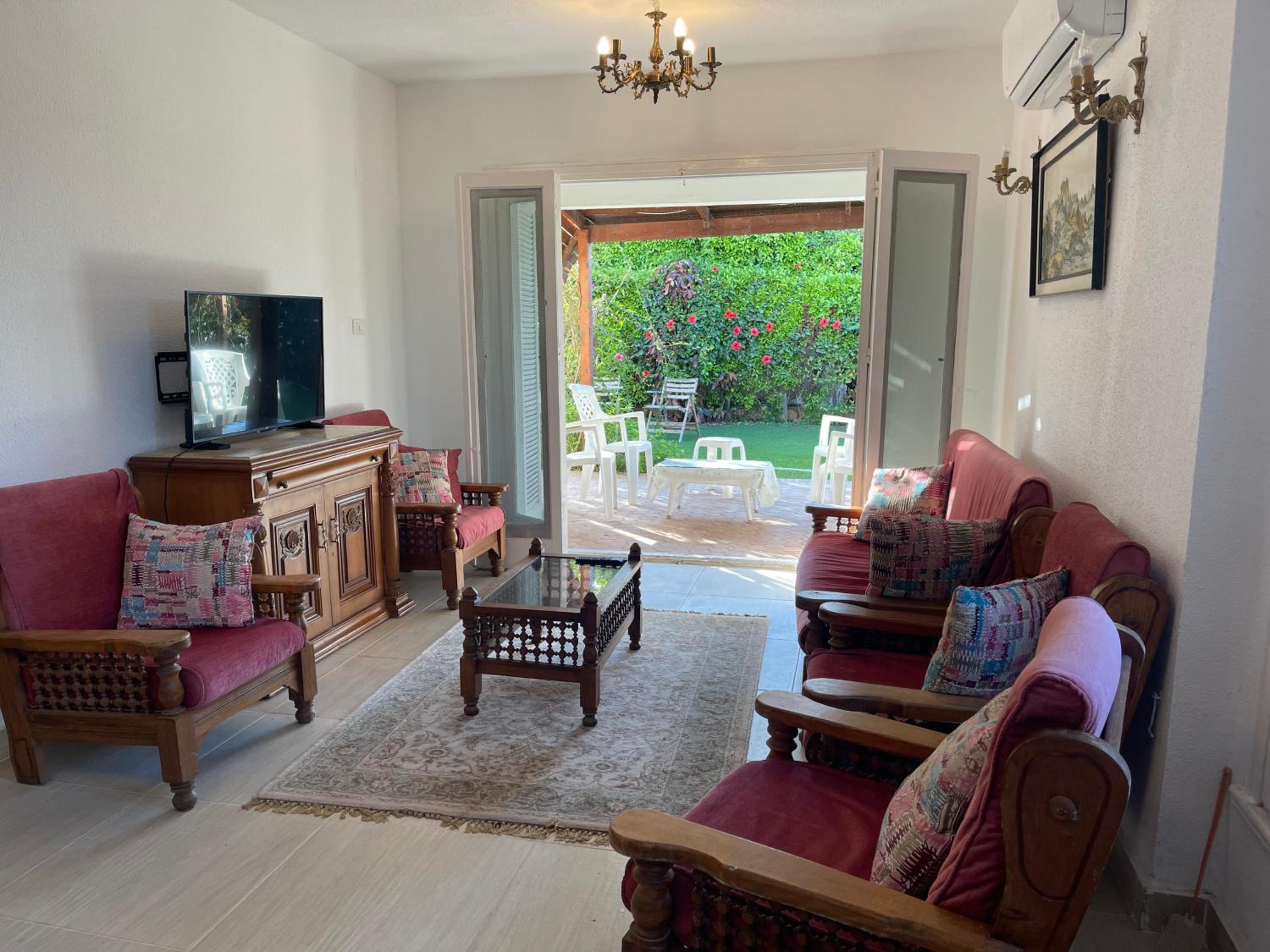 Three-Bedroom House - Photo 1