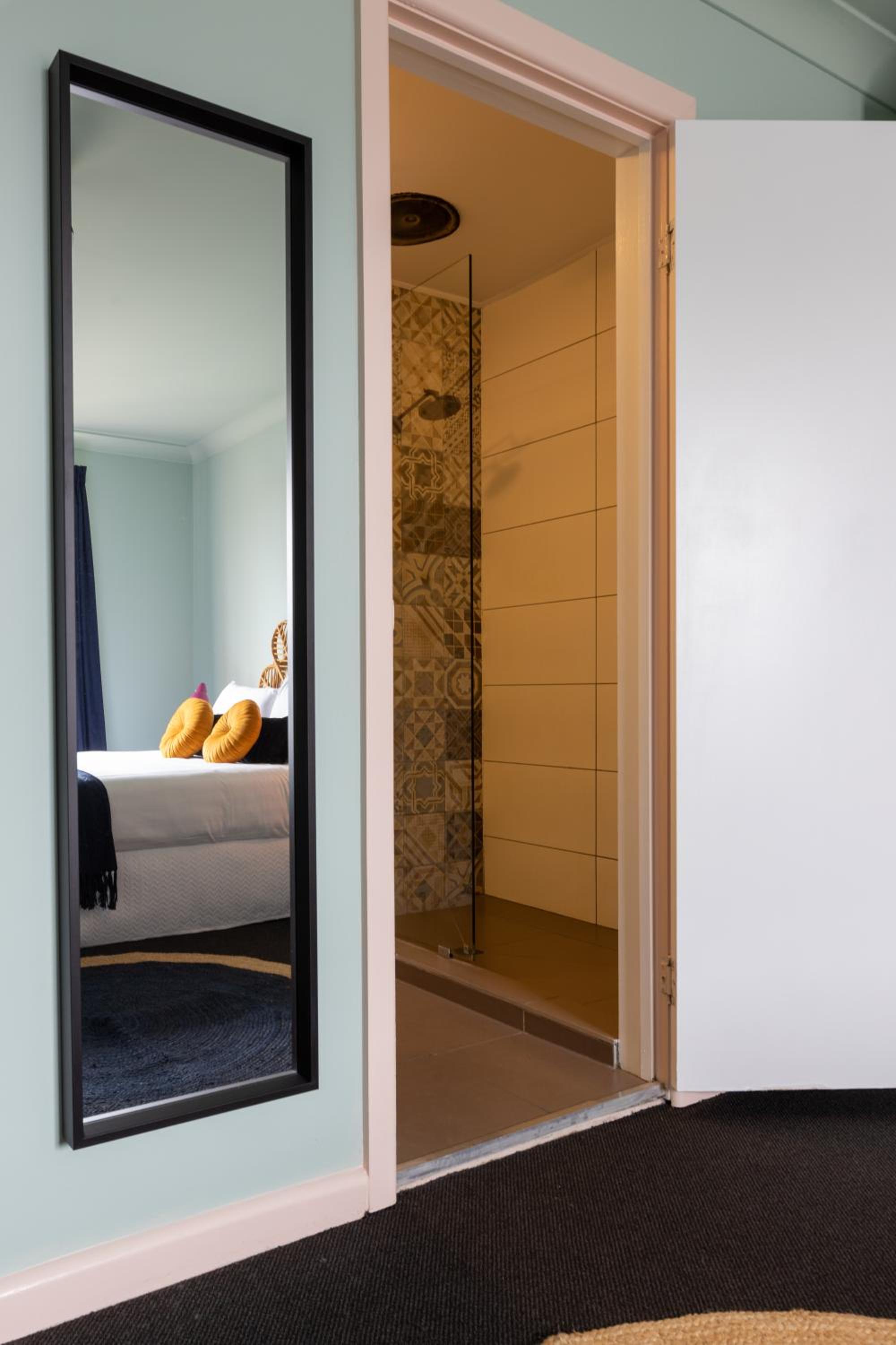Standard Double Room - Non Smoking - Photo 6