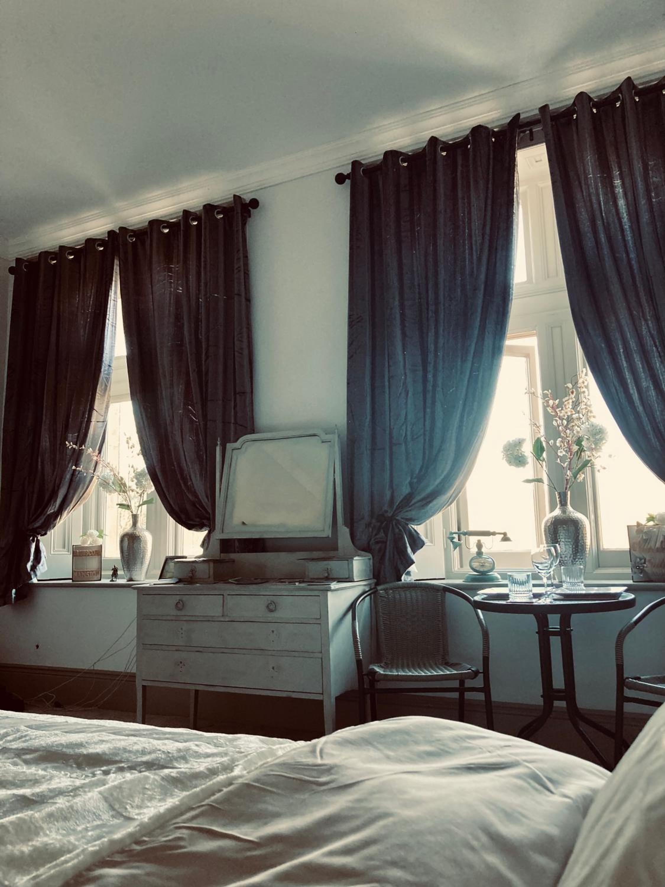Deluxe King Suite photo 3