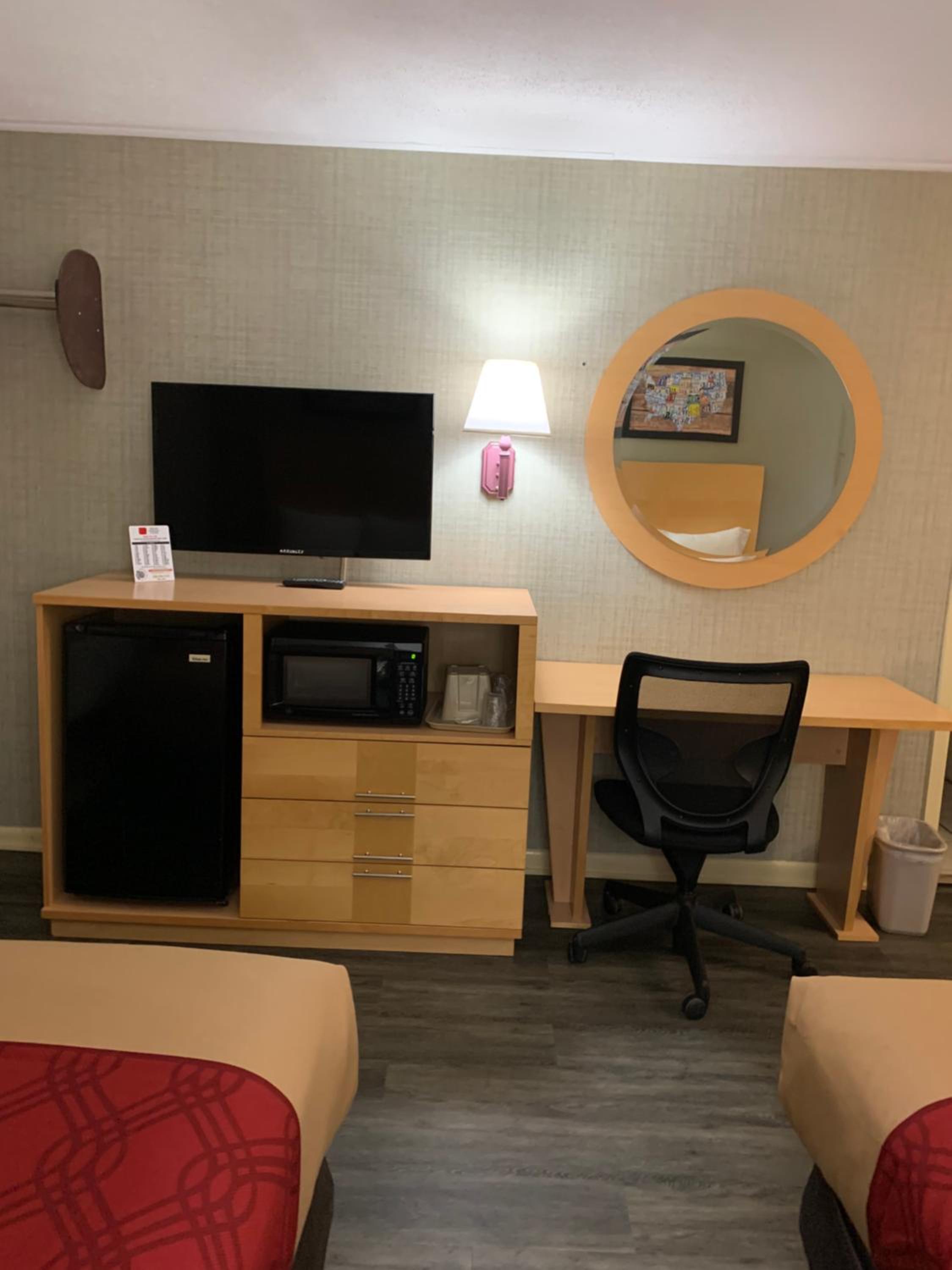Queen Room - Photo 8
