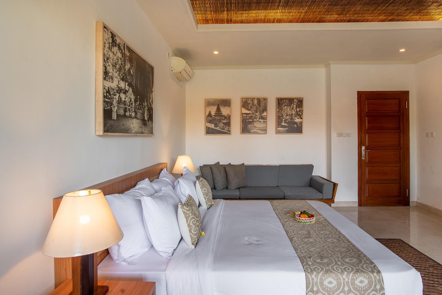Honeymoon Package At Suite
