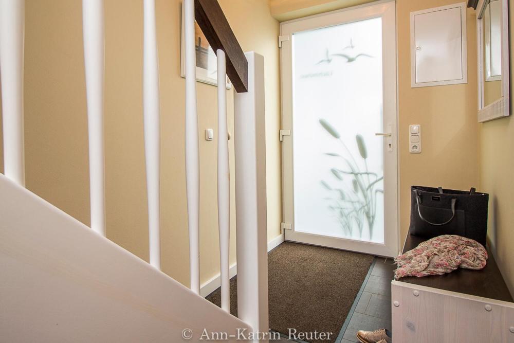 Apartment with Lake View photo 3