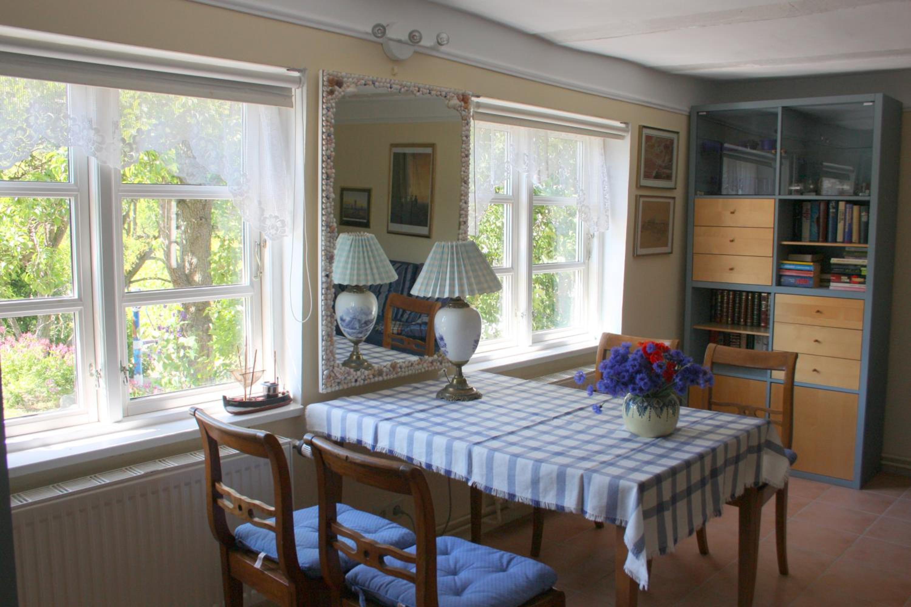 Apartment with Terrace photo 3