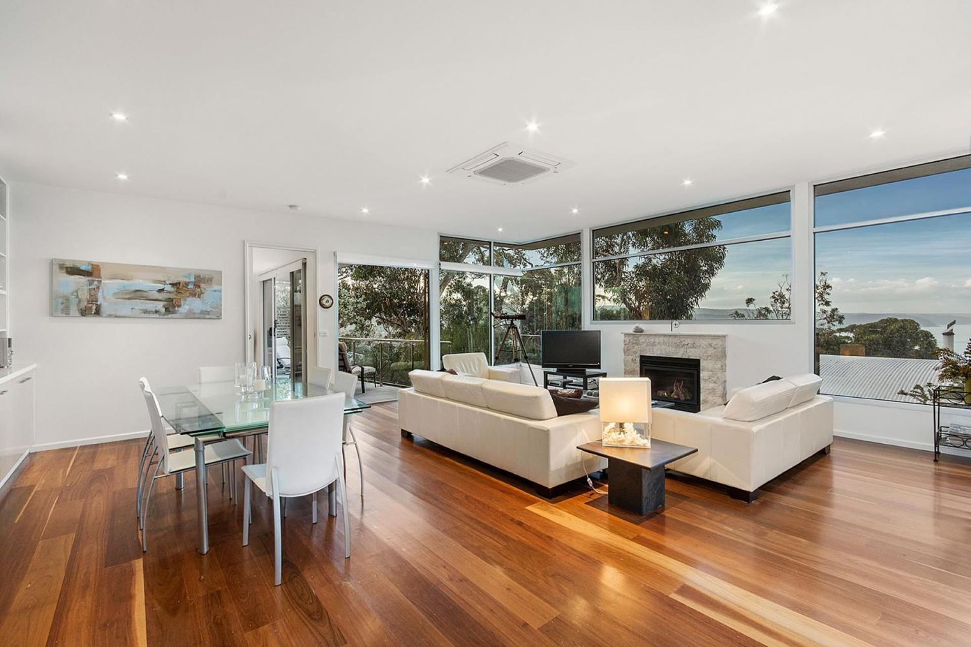 Four-Bedroom House photo 1