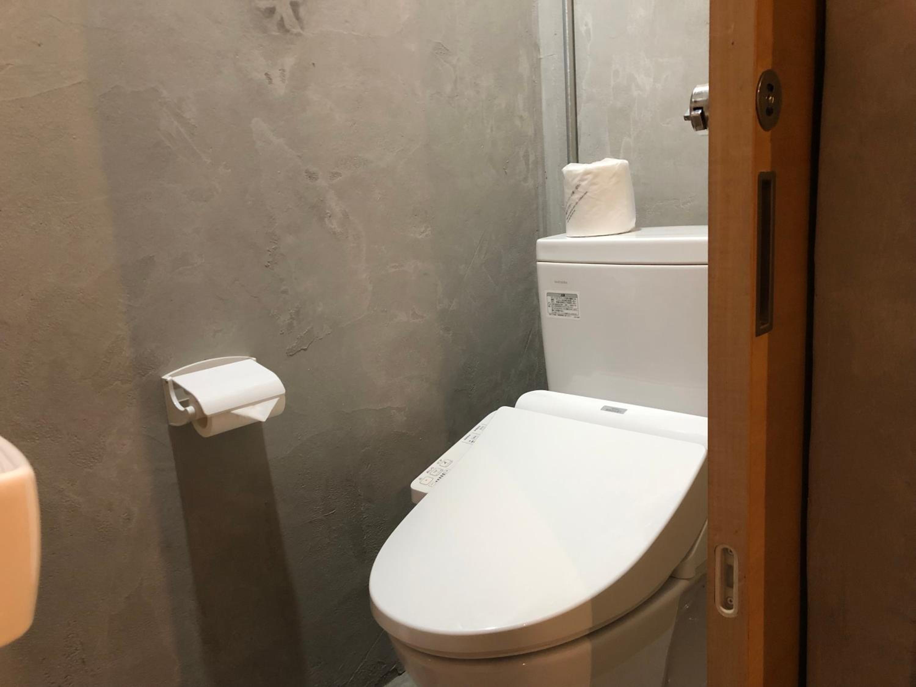 Apartment Ground Floor with Private Shower - No View - Photo 4