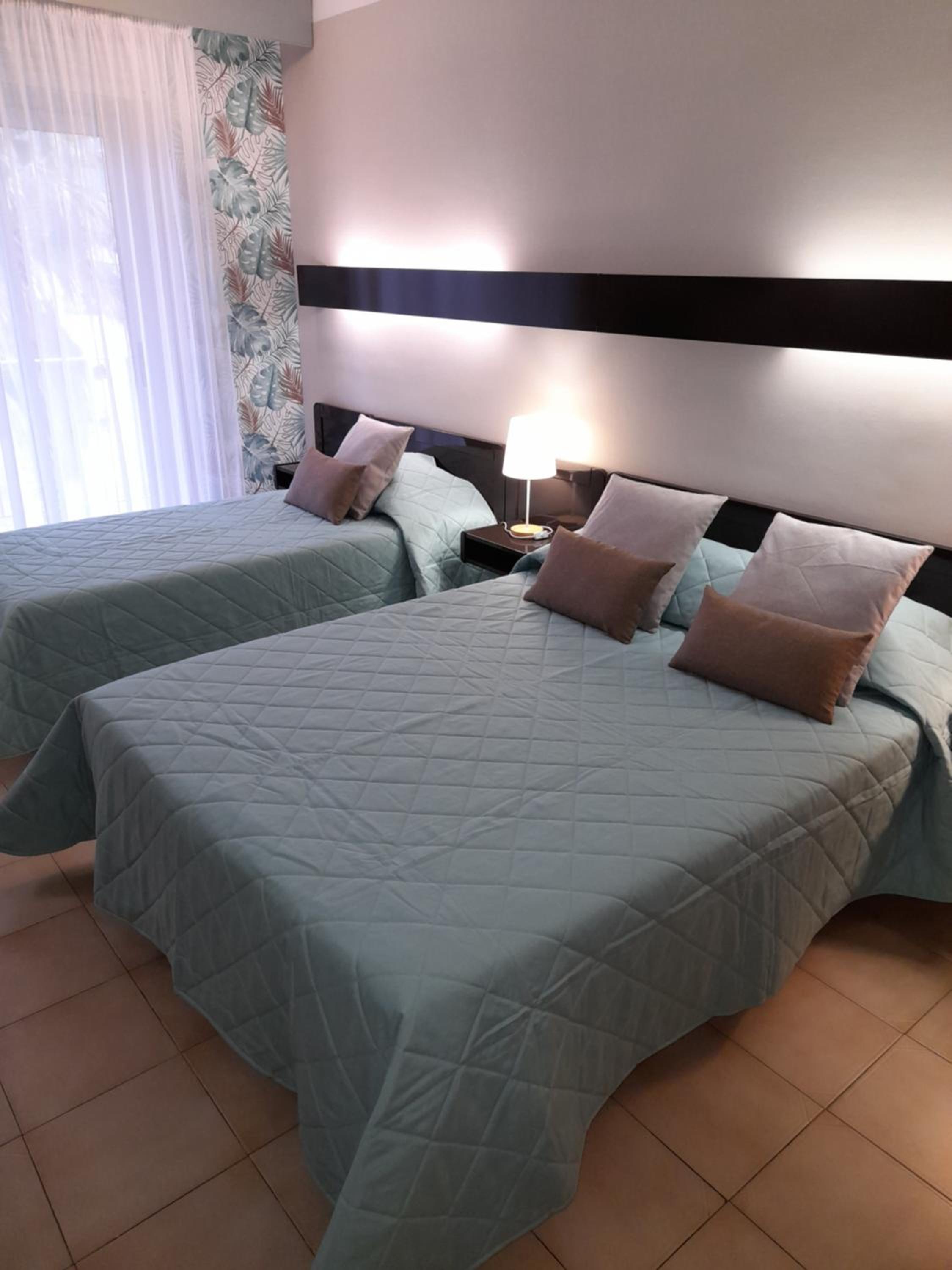 Triple Room with Sea View