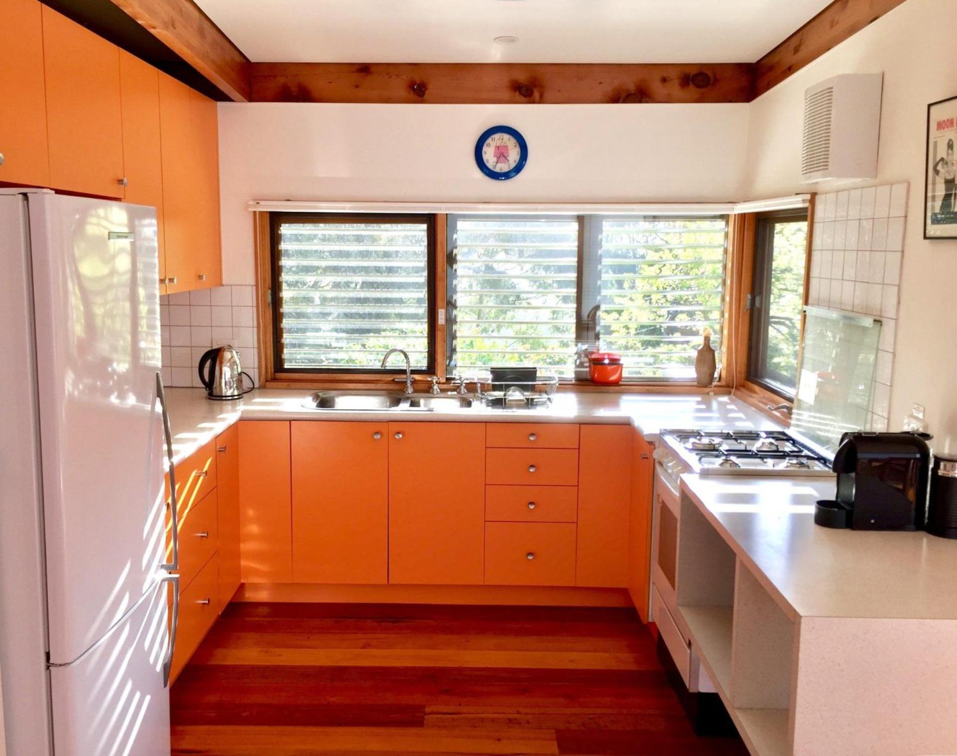 Three-Bedroom House photo 2