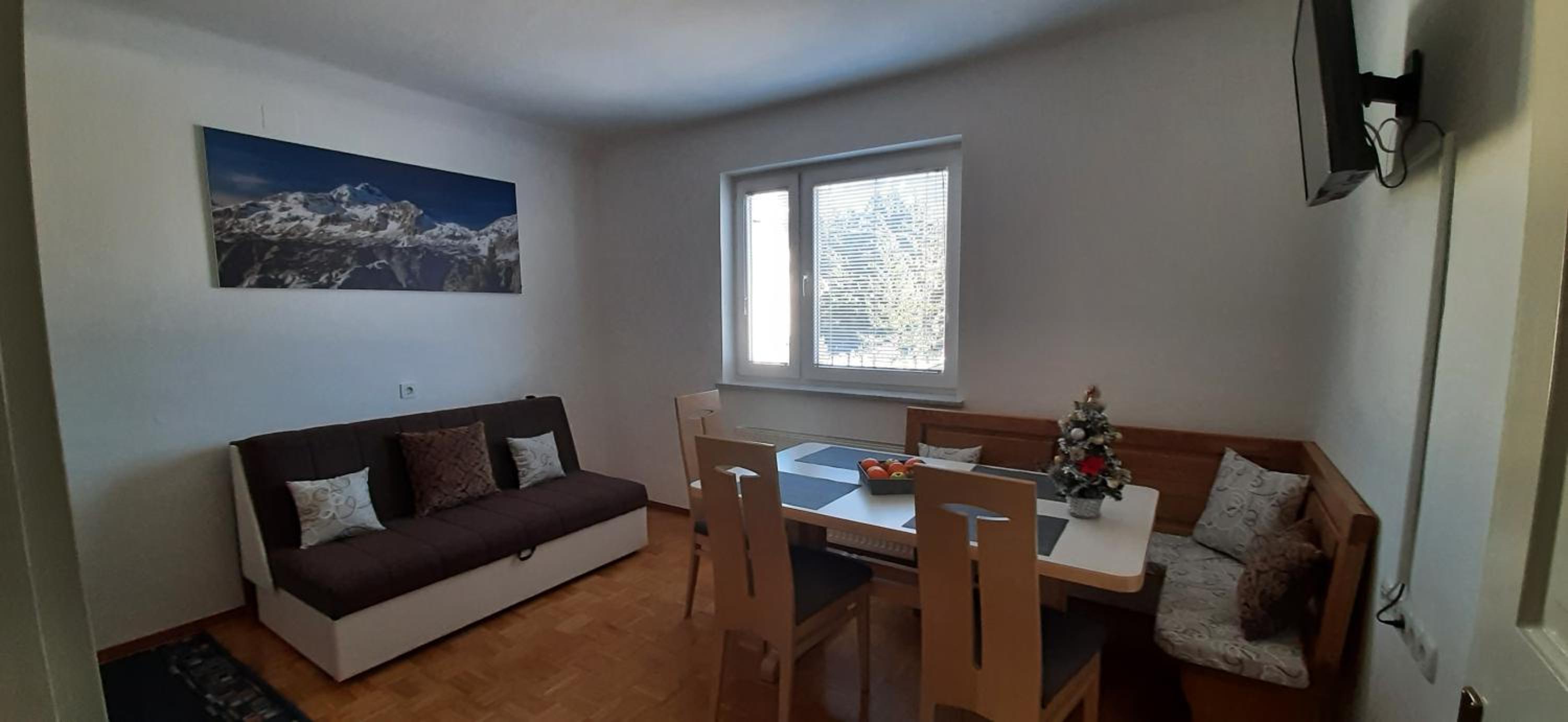 Two-Bedroom Apartment photo 2