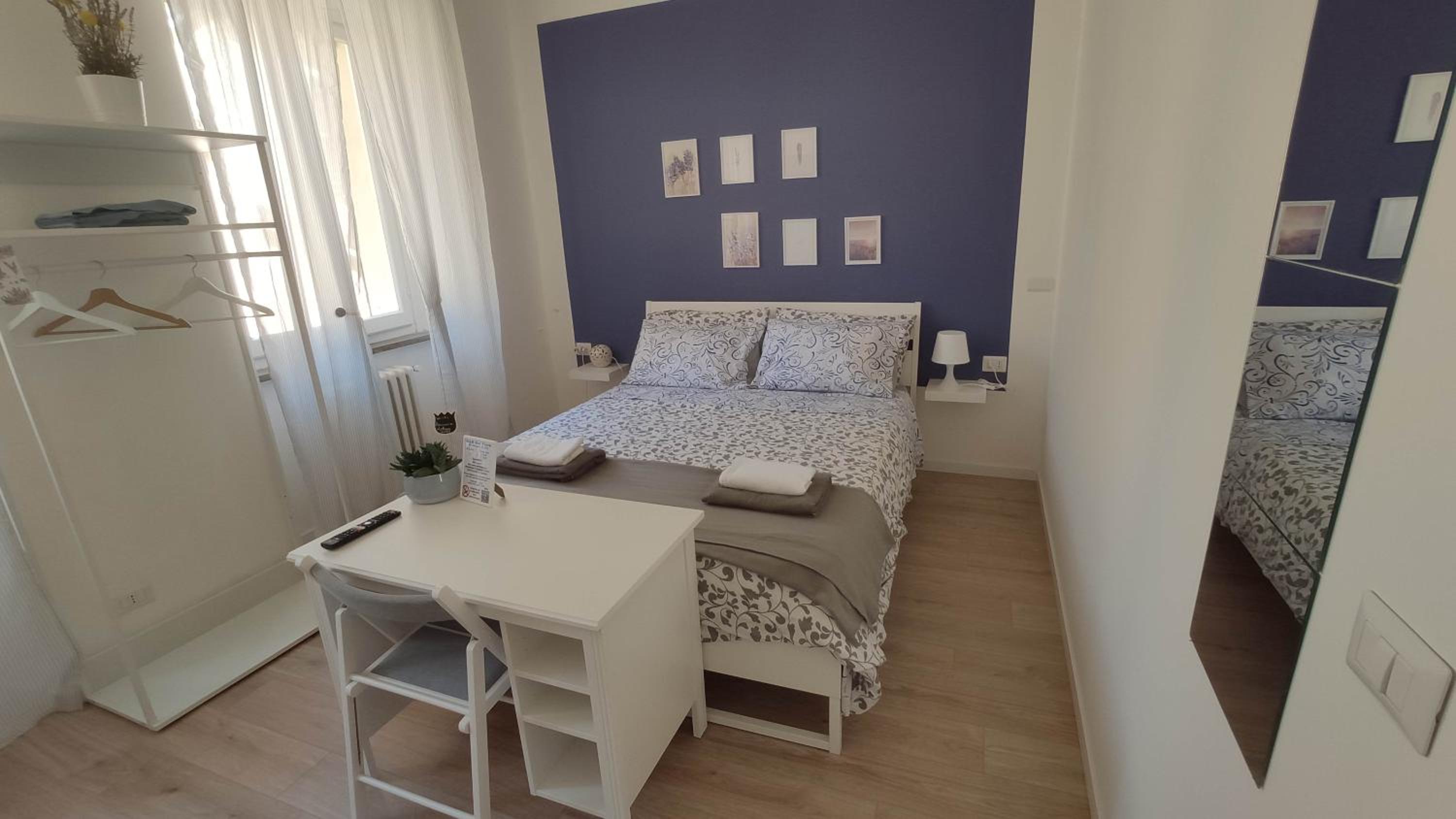 Double Room with Private Bathroom photo 2