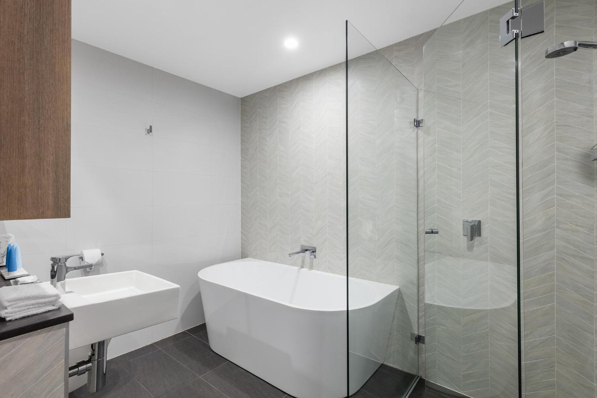 Two-Bedroom Luxury Suite photo 2