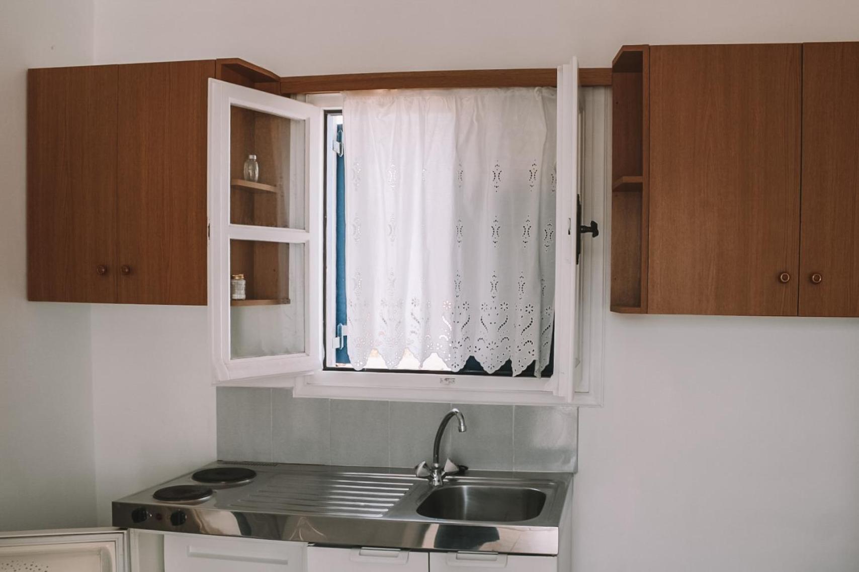 Two-Bedroom Apartment - Photo 9