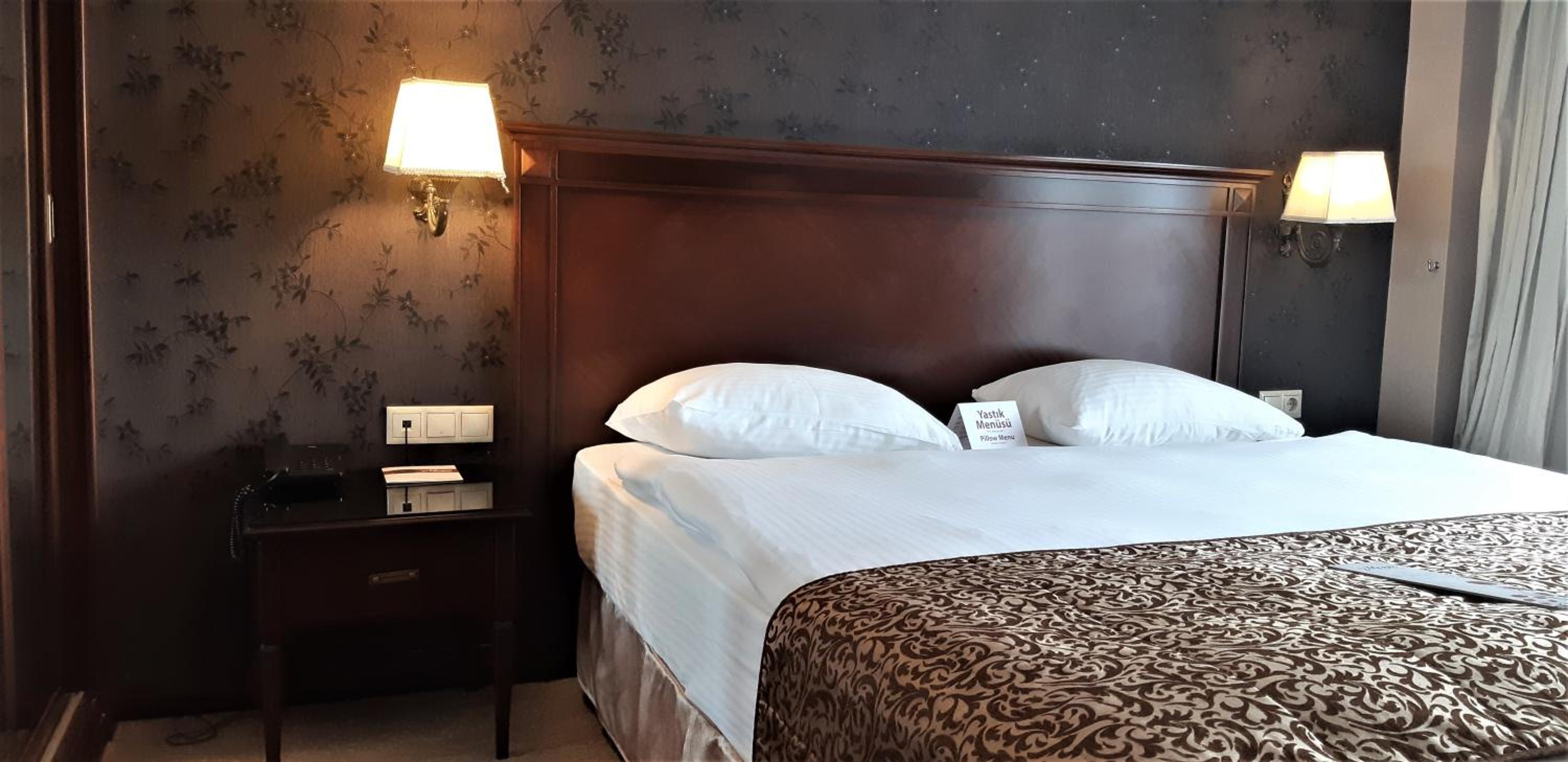 Standard Double or Twin Room - Photo 2