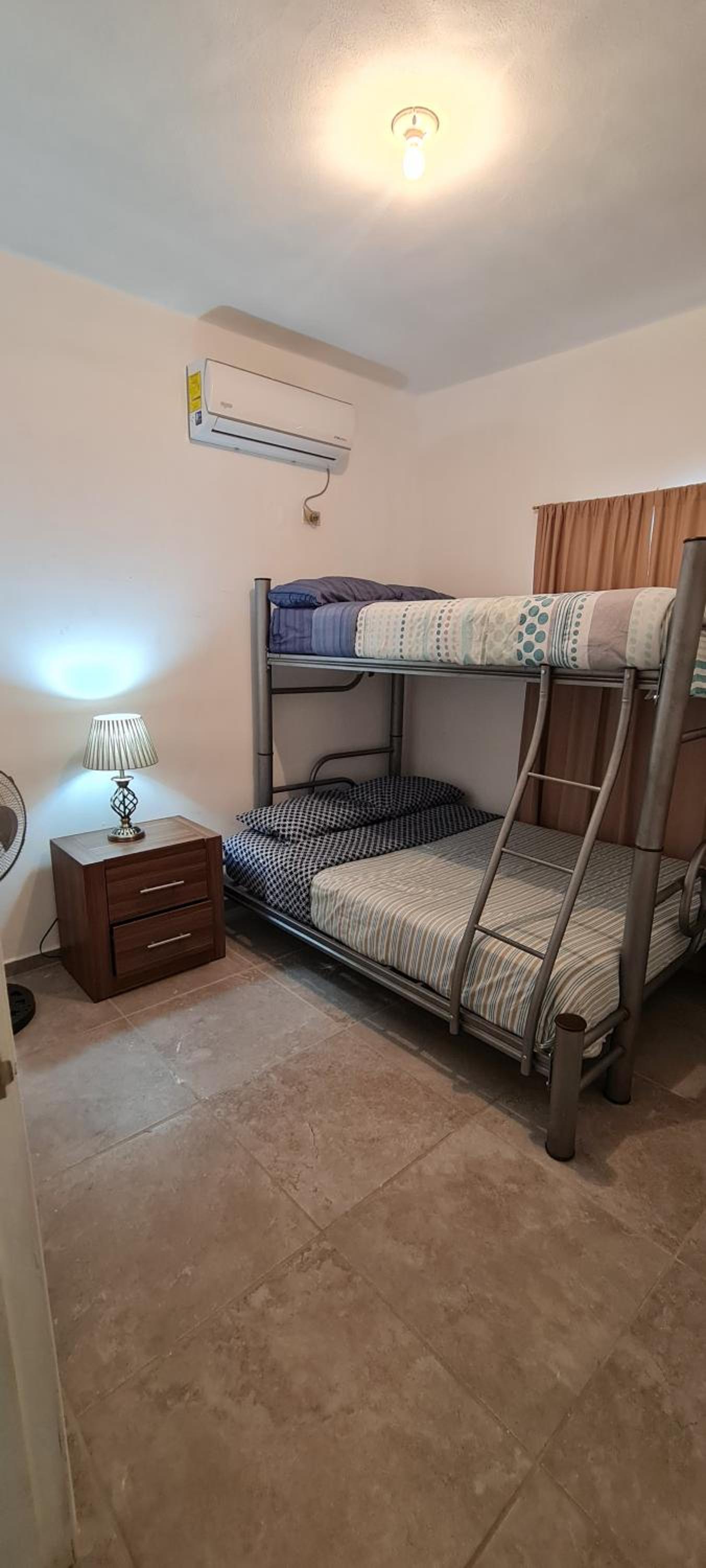 Two-Bedroom House - Photo 12