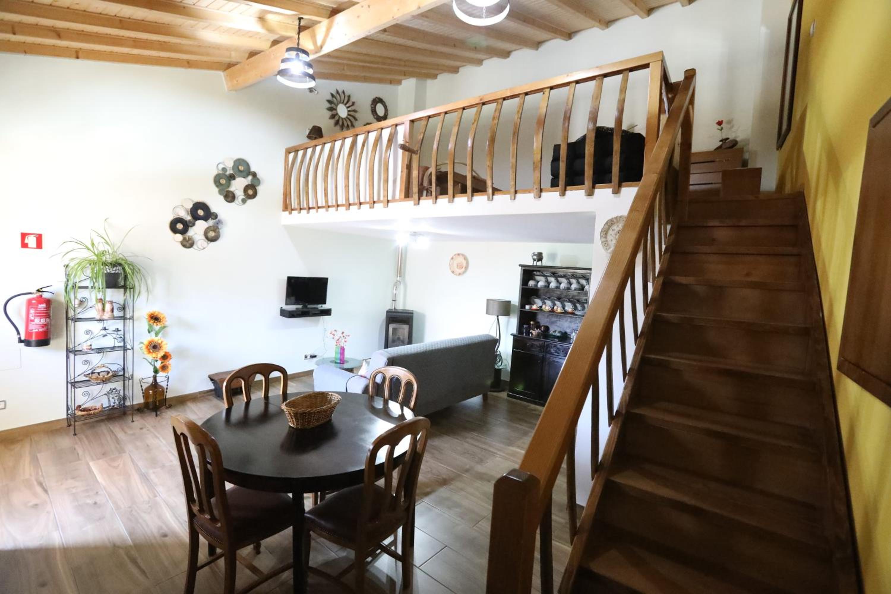 One-Bedroom Apartment - Photo 1