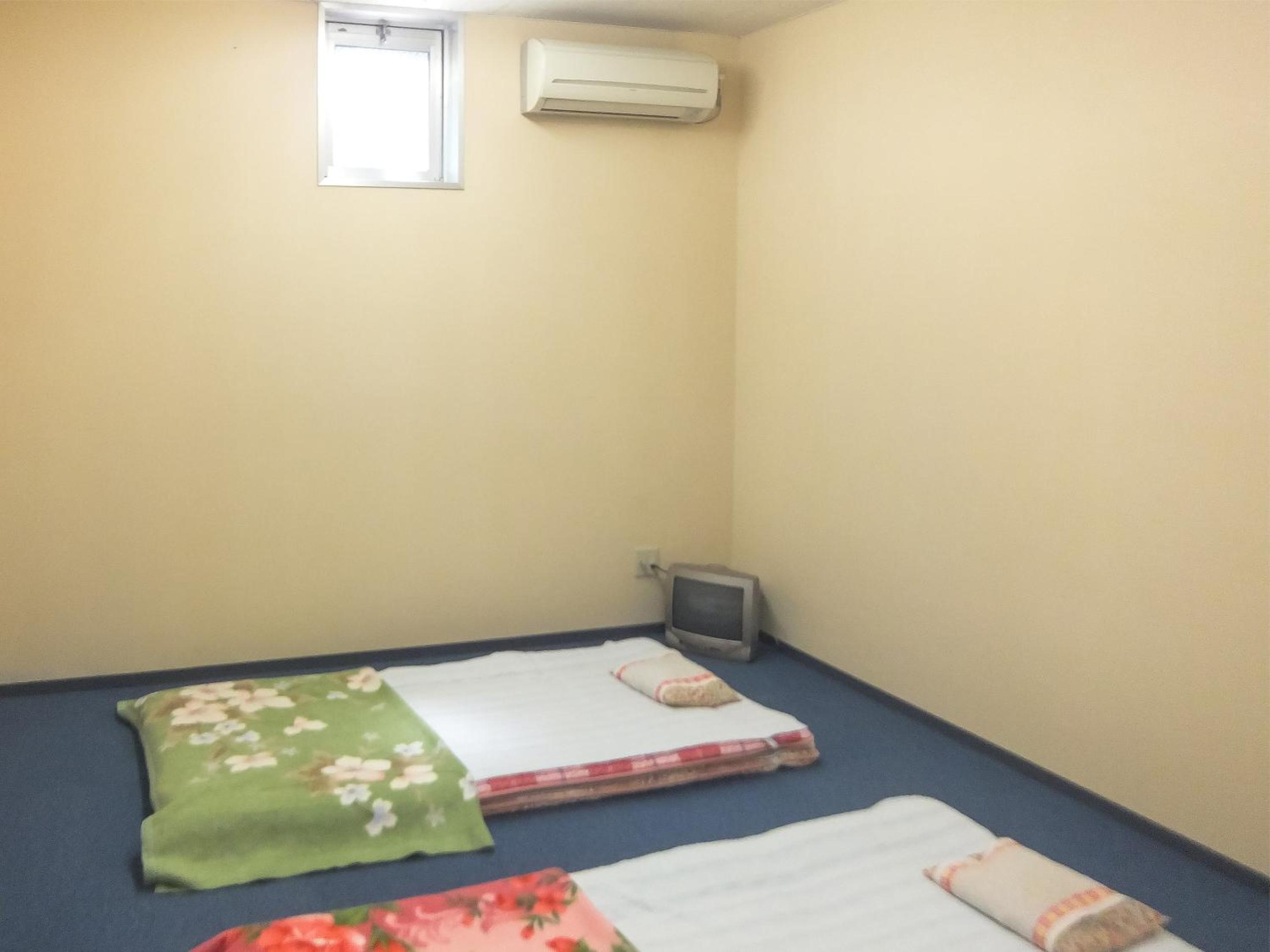 Standard Twin Room - Photo 1
