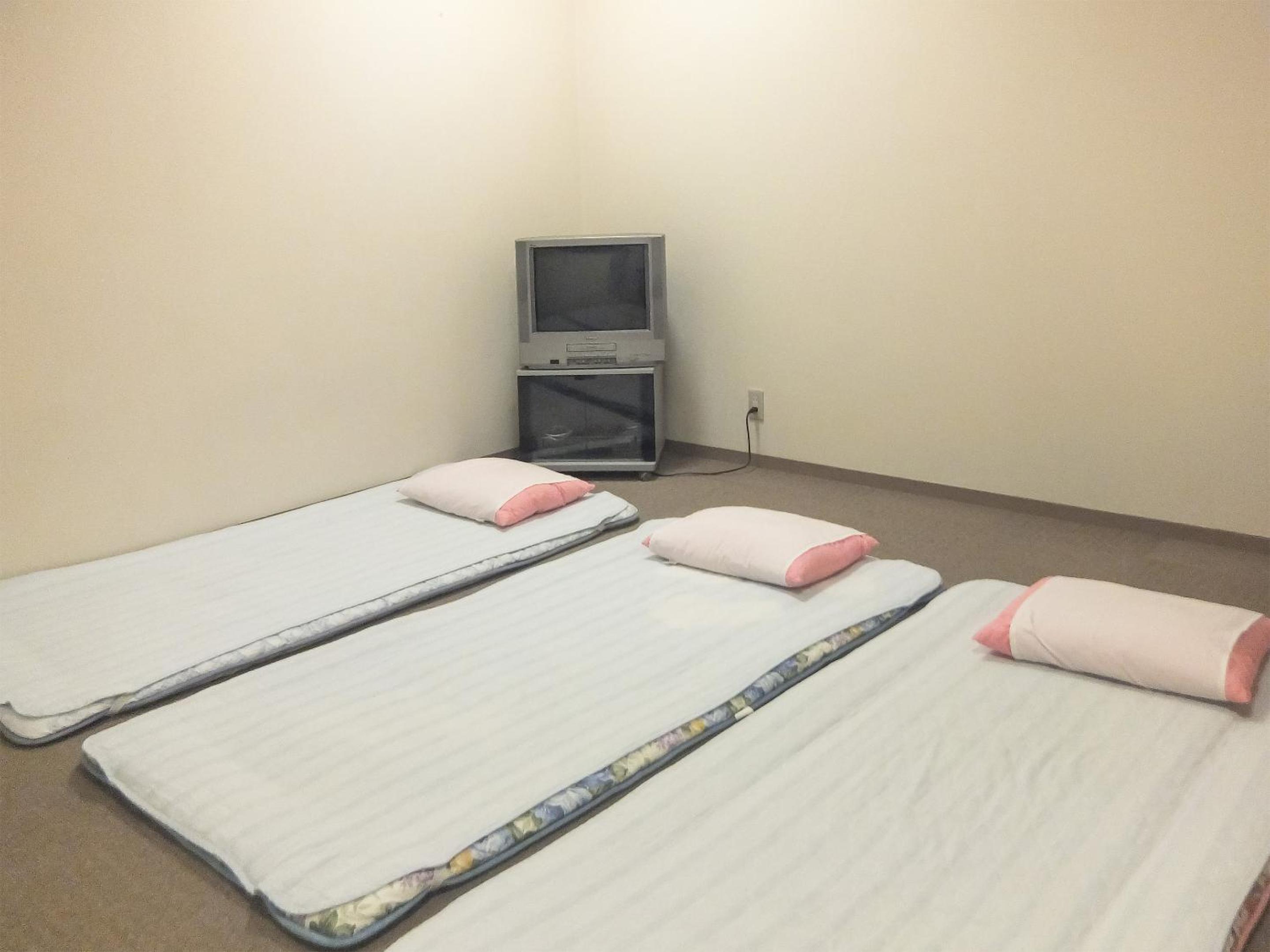 Quadruple Room - Photo 2