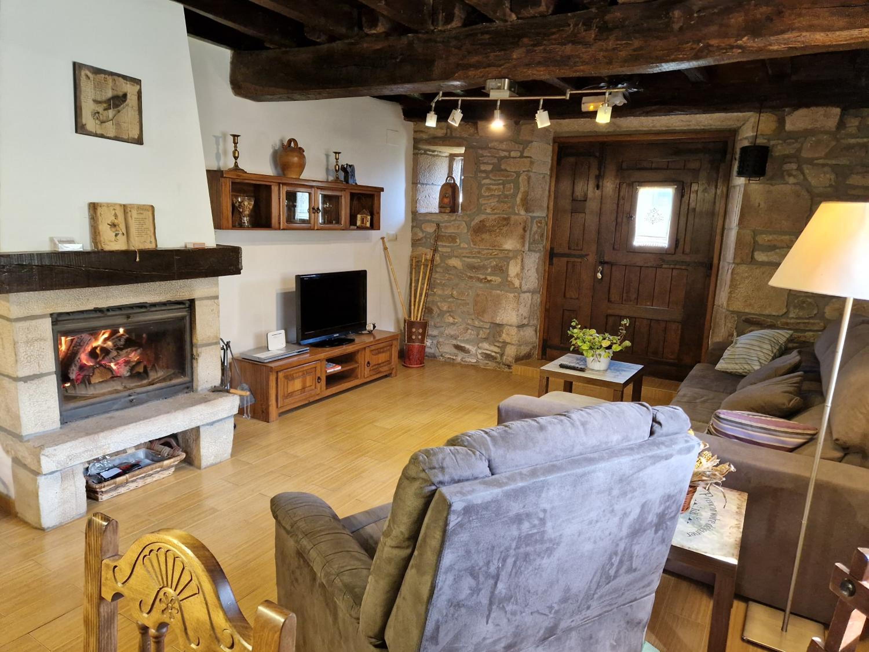 Four-Bedroom House photo 2