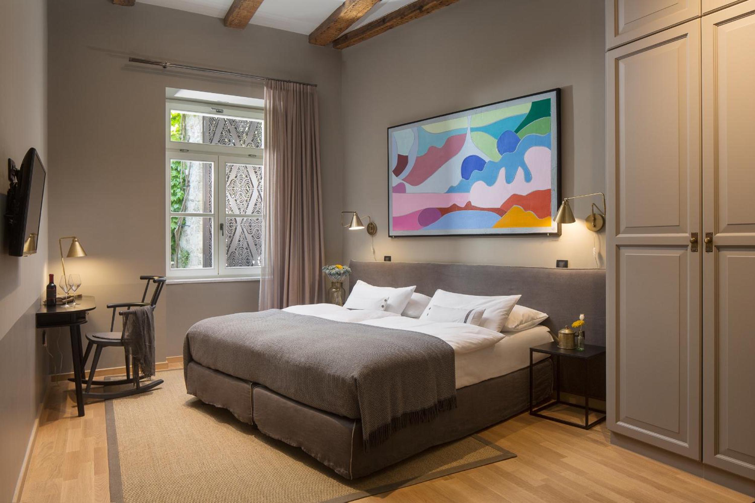 Standard Double Room -  Main Building photo 3