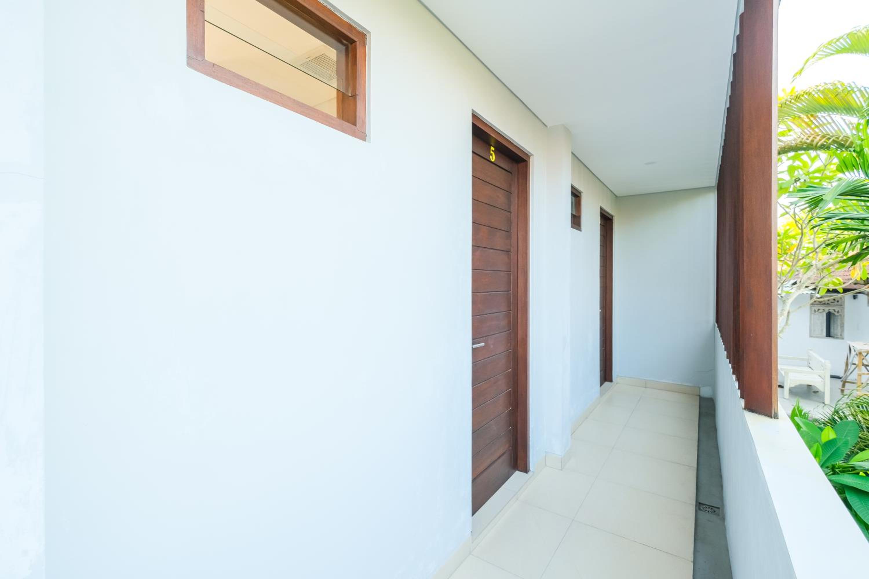 Standard Double Room - Photo 14