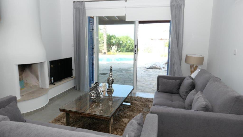 Superior Villa photo 1
