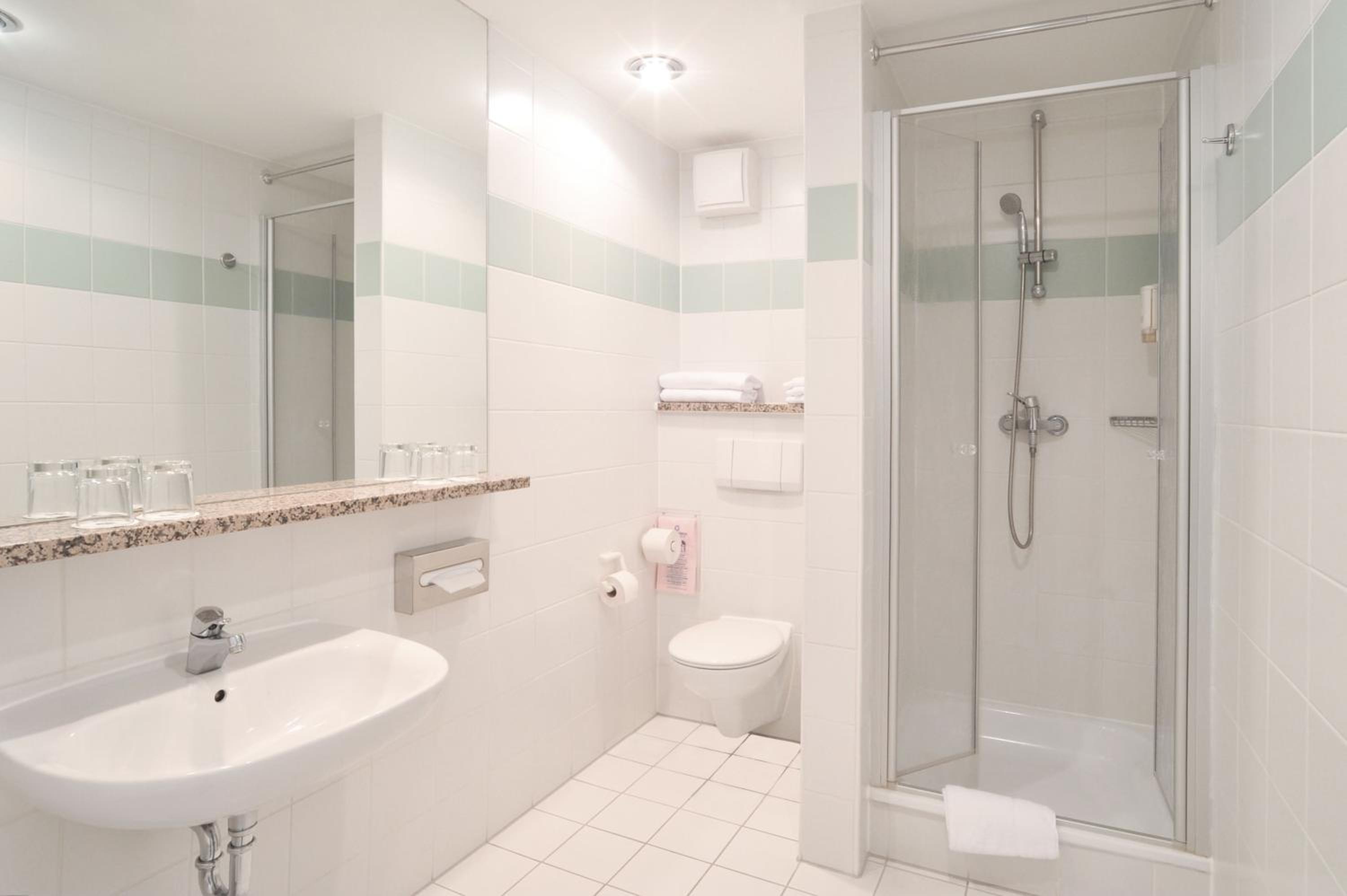 Triple Room - Photo 2