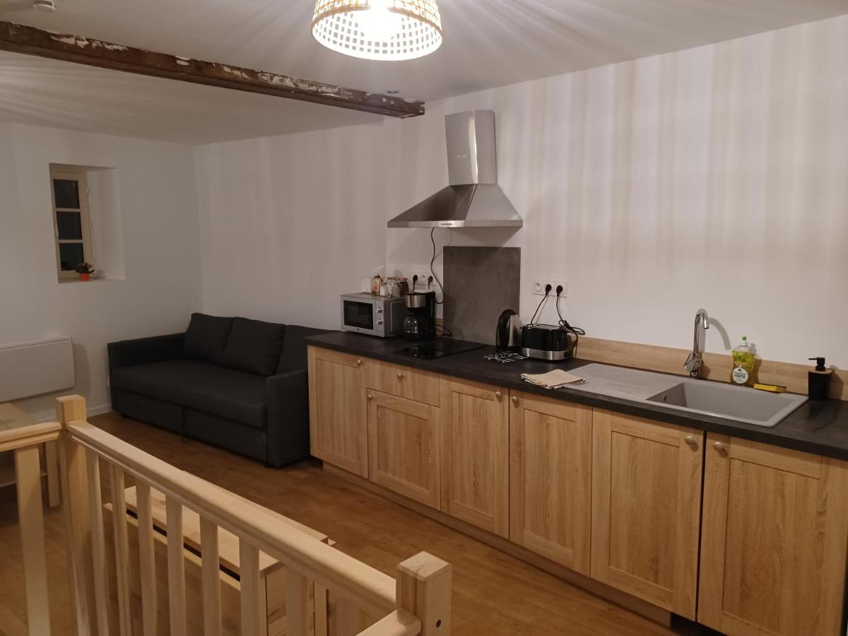 Apartment - Split Level - Photo 14