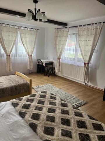 Deluxe Room (2 Adults + 1 Child) photo 2
