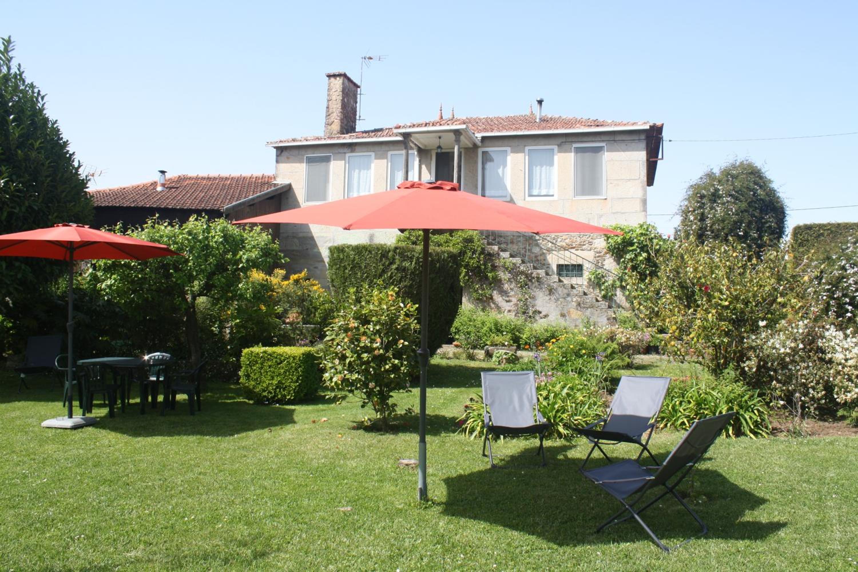 Three-Bedroom House photo 2