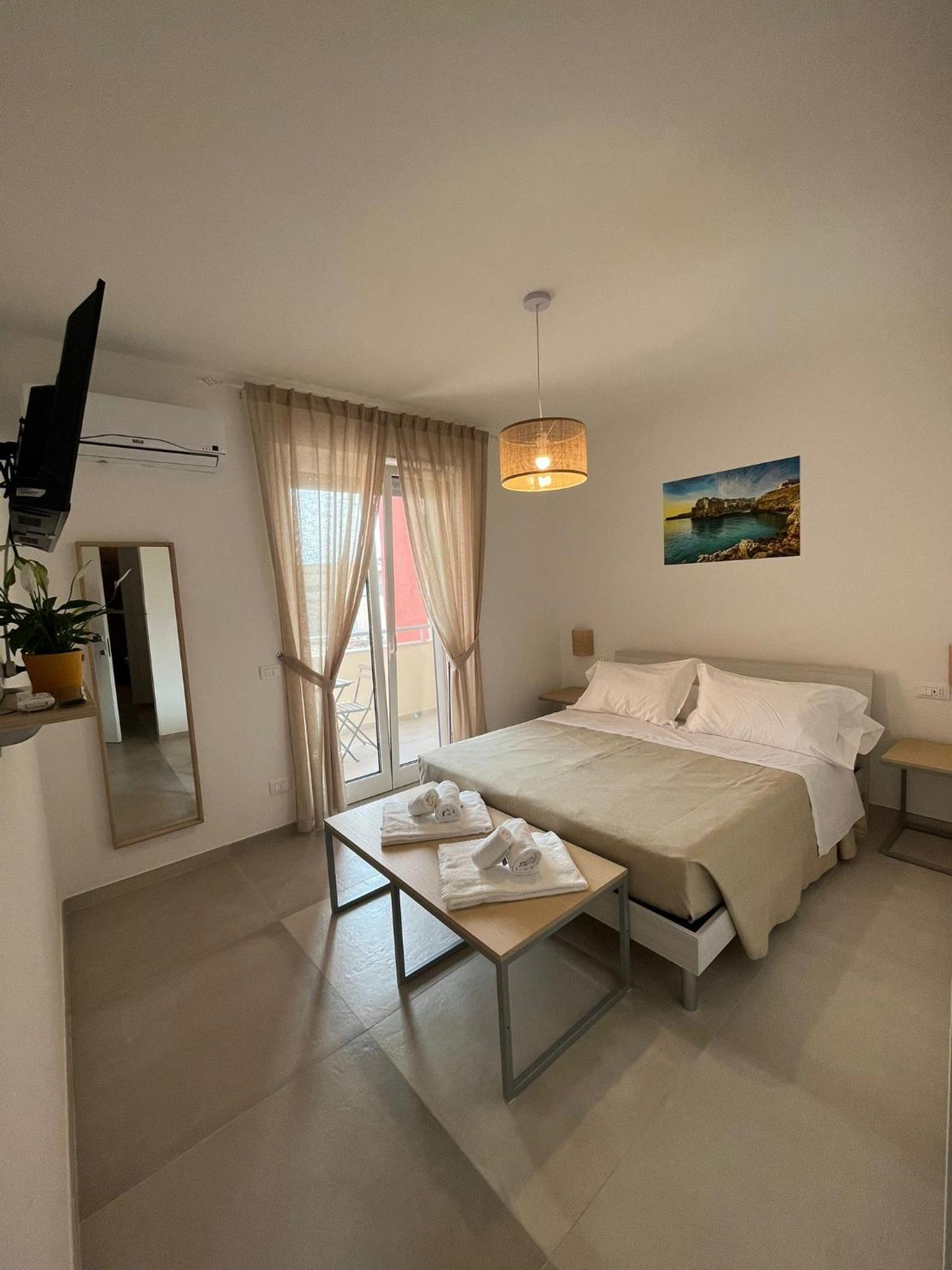Quadruple Room with Private Bathroom