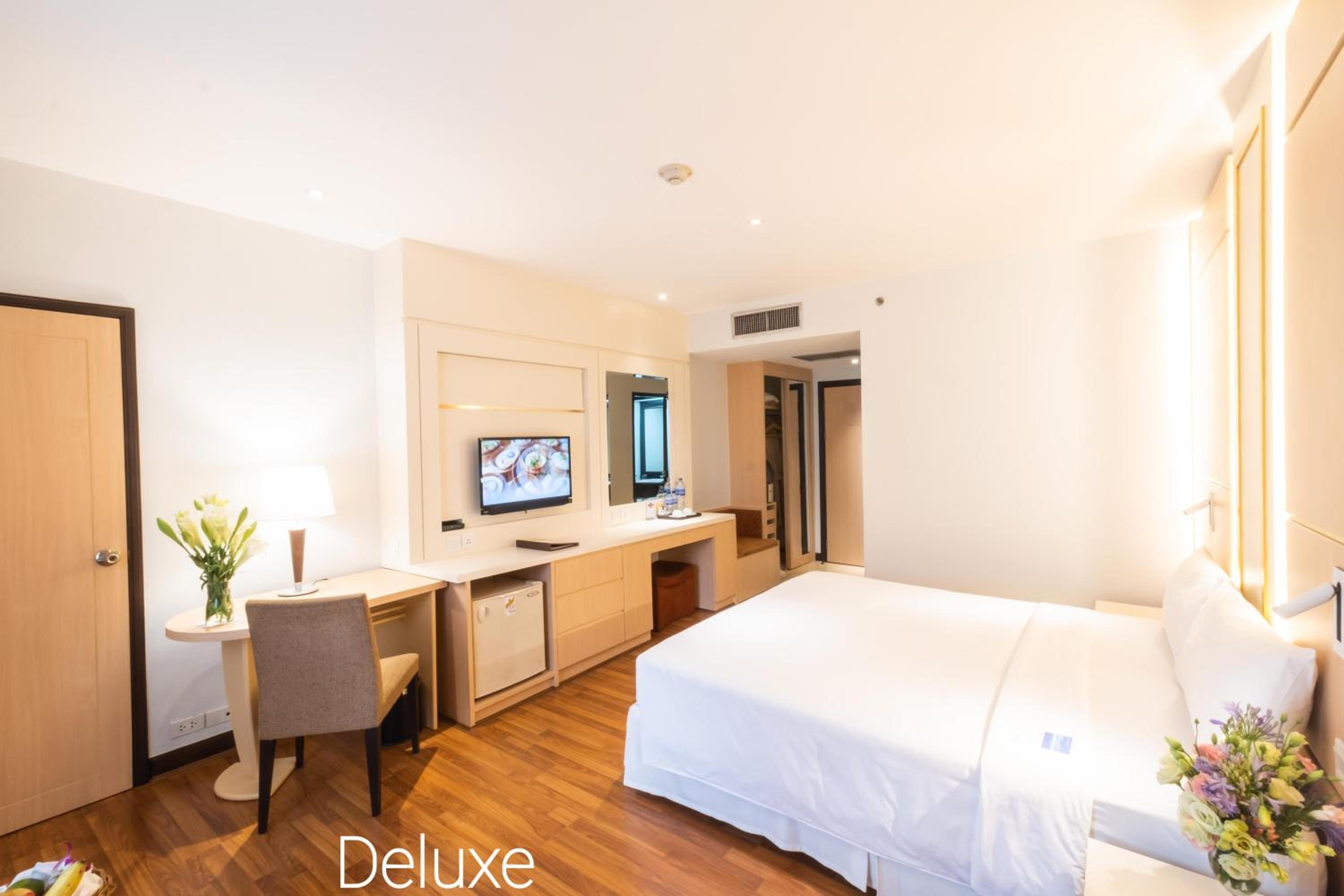 Deluxe Double Room photo 2