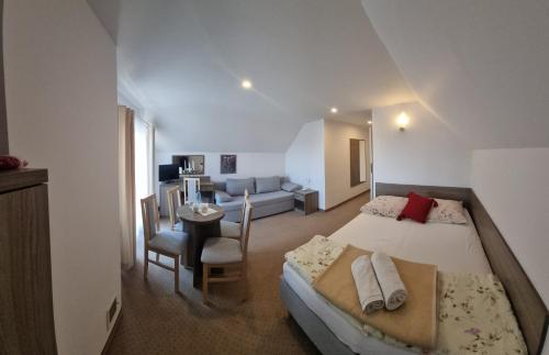 Quadruple Room with Bathroom photo 1