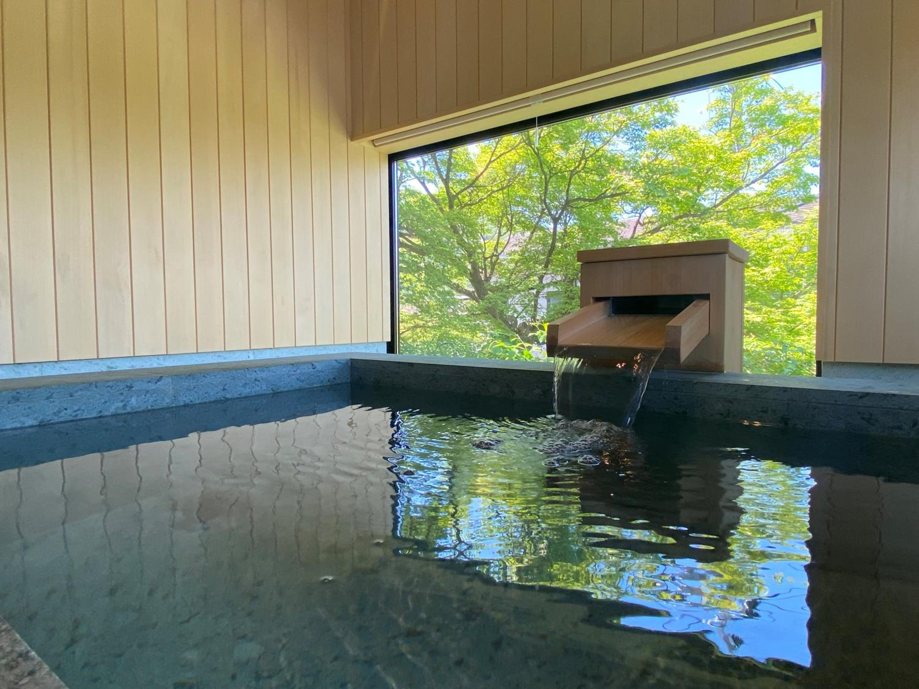 Traditional Sukiya-Style Suite Room with Private Hot Spring