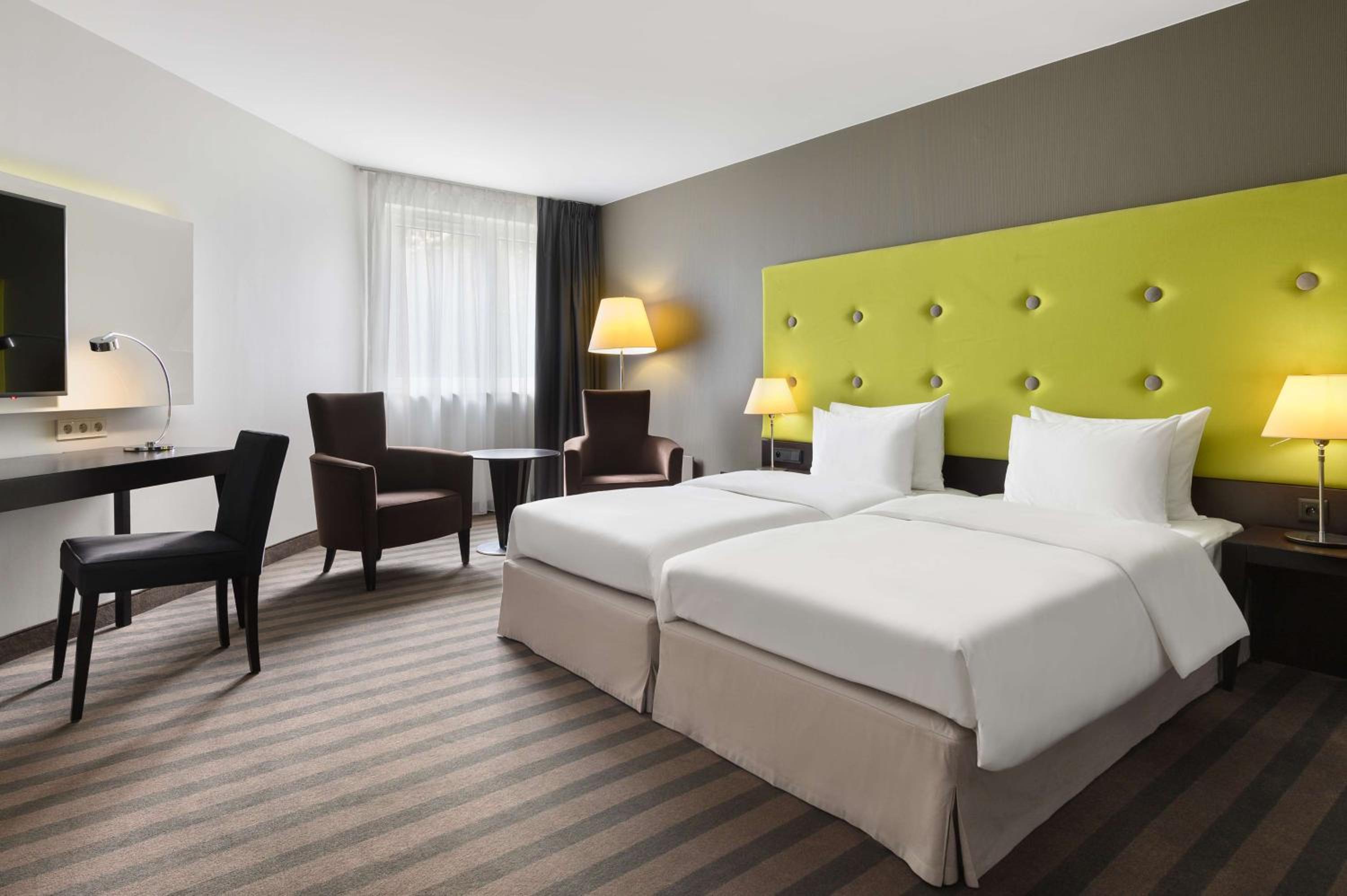 Premium Room - Photo 6