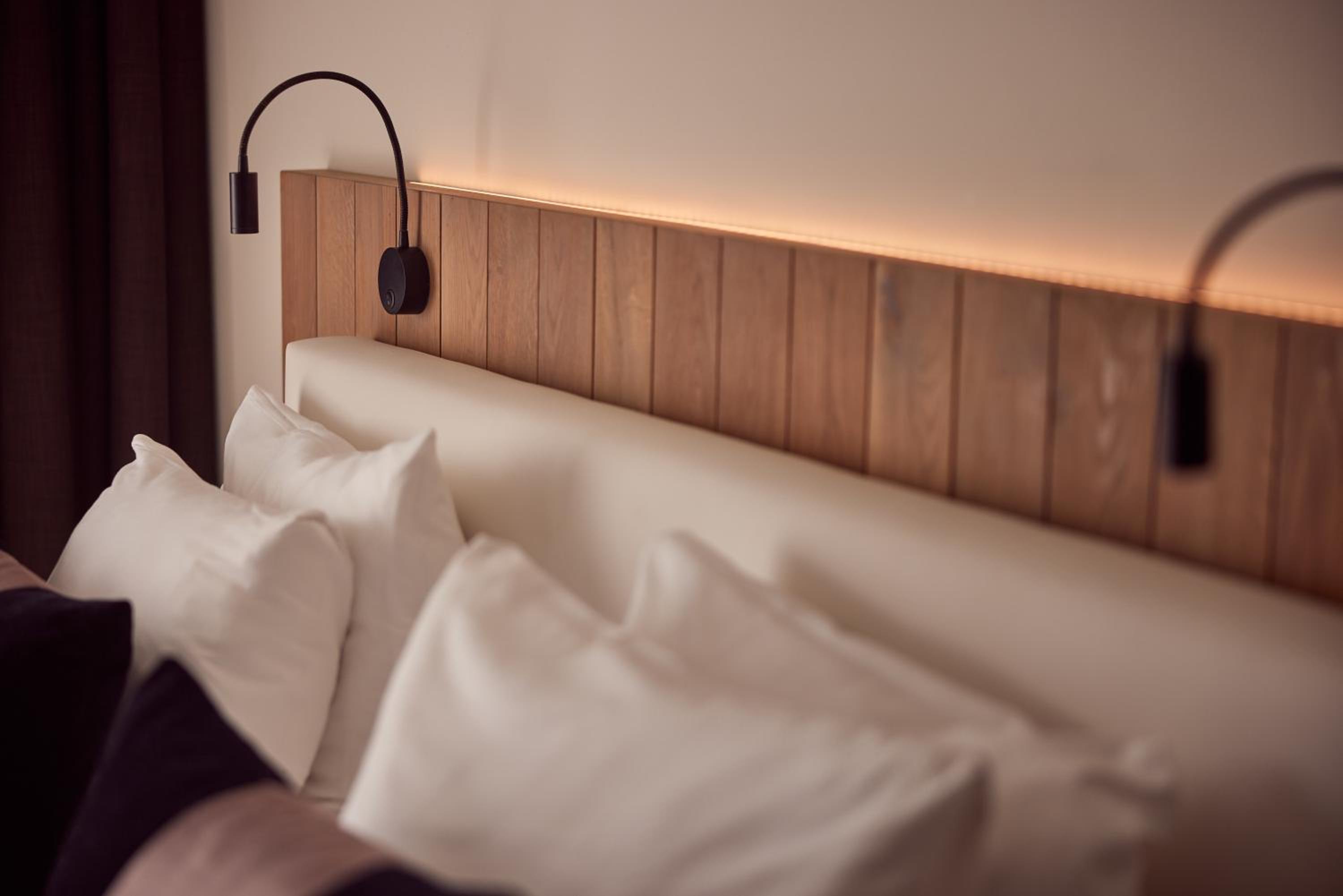 Superior Double or Twin Room - Photo 7