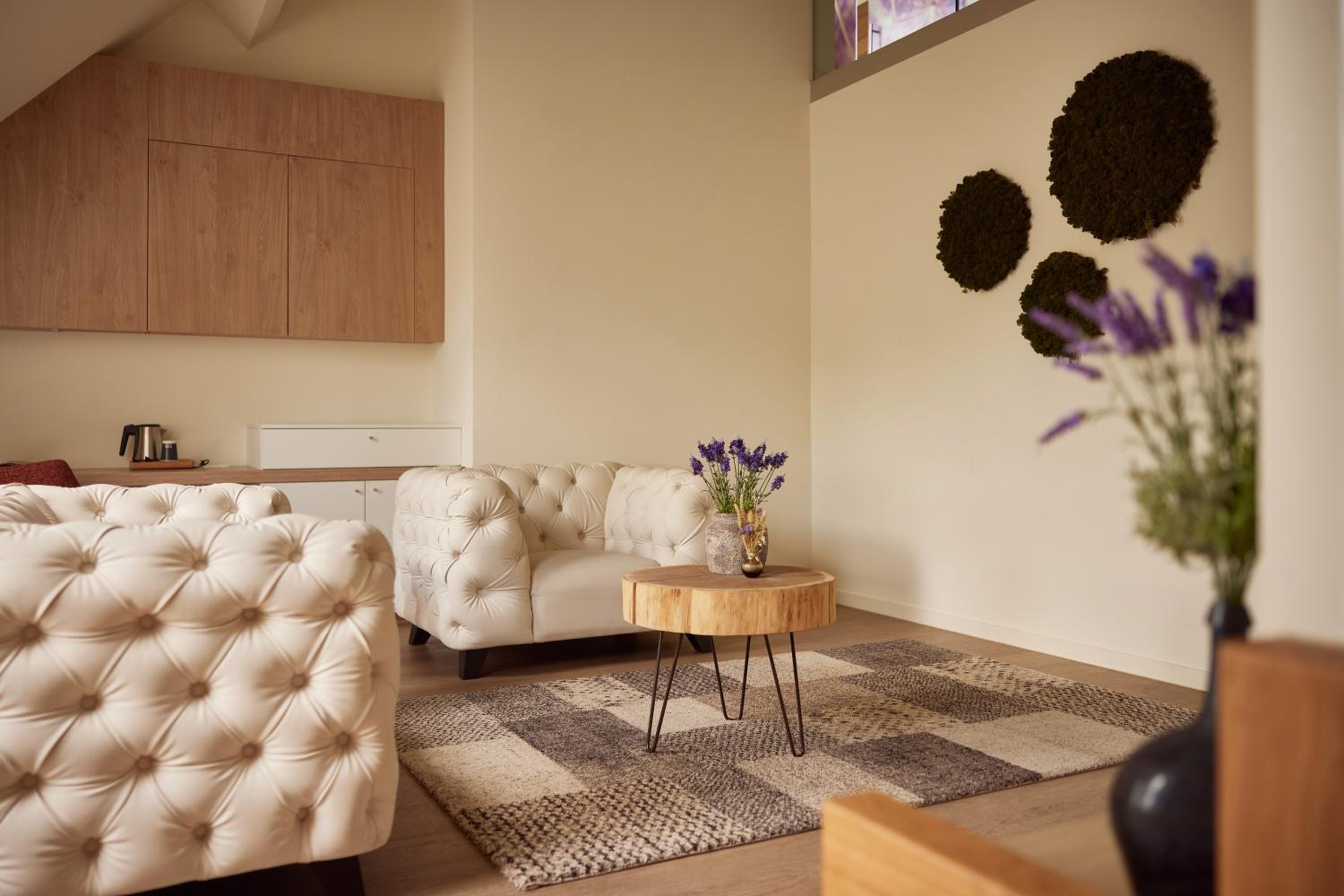 Duplex Suite - Photo 8
