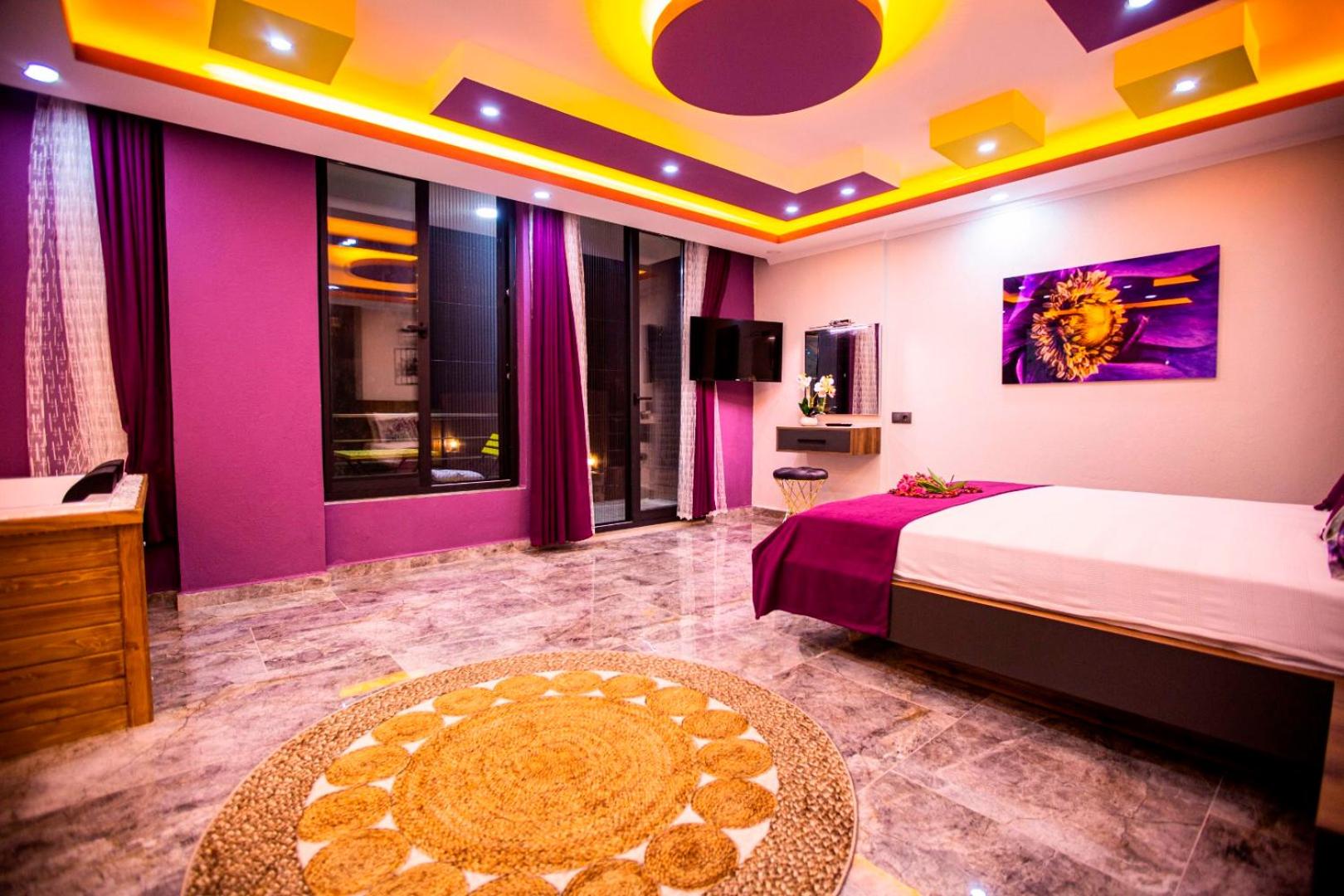 Three-Bedroom Villa photo 1