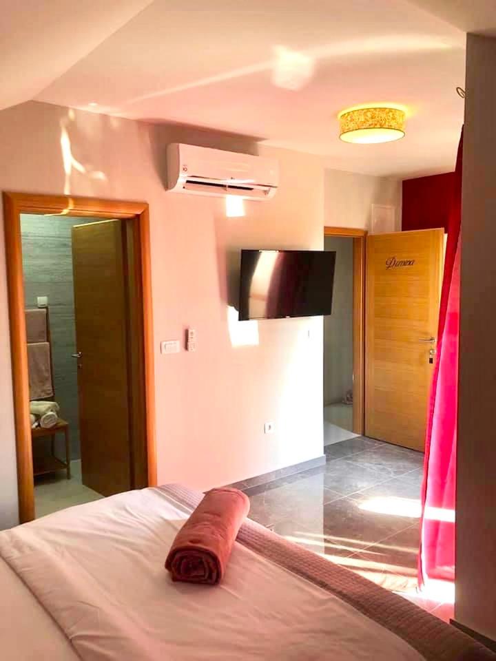 Double Room With Balcony And Sea View