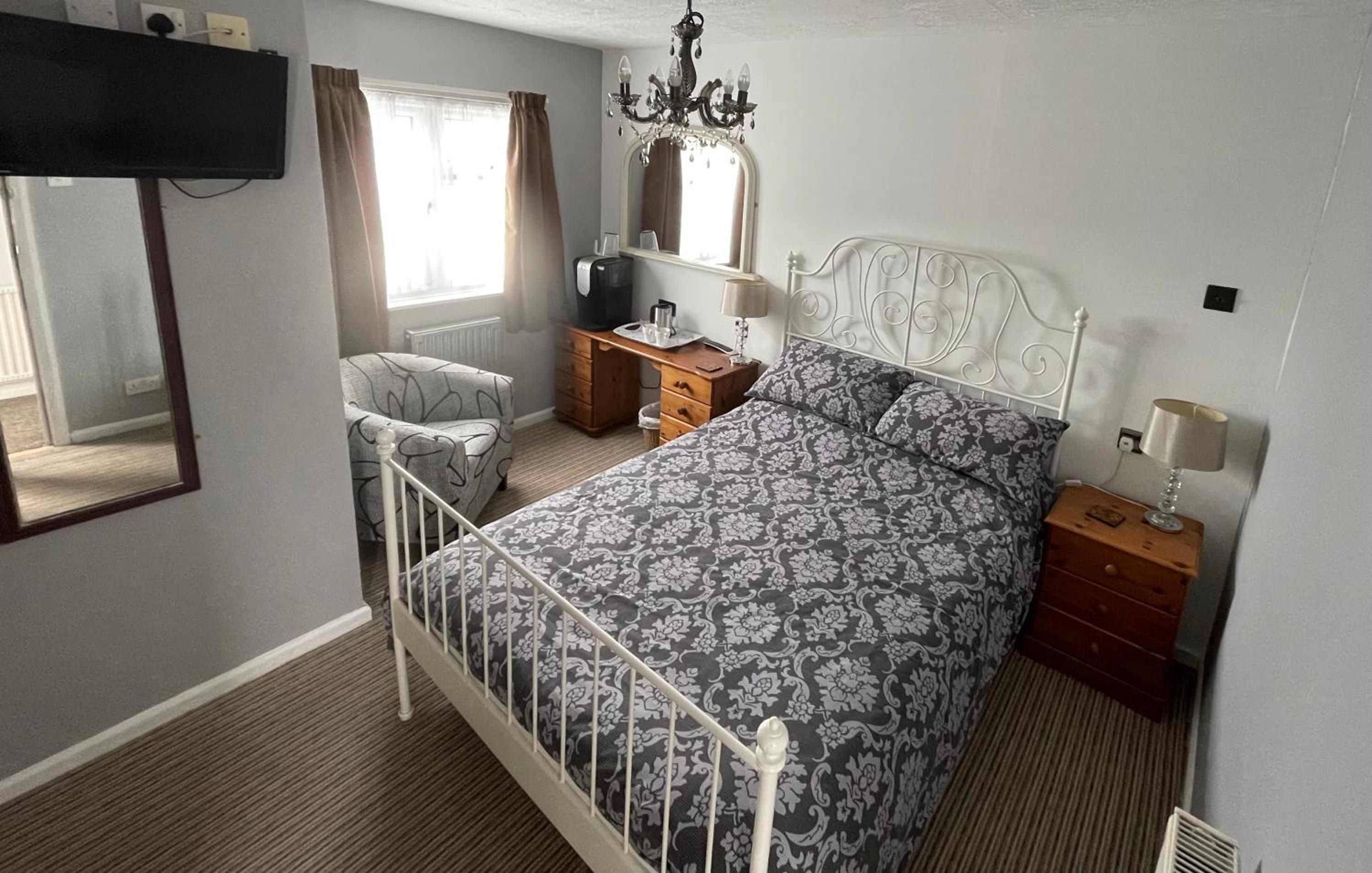 Double Room With Private Bathroom