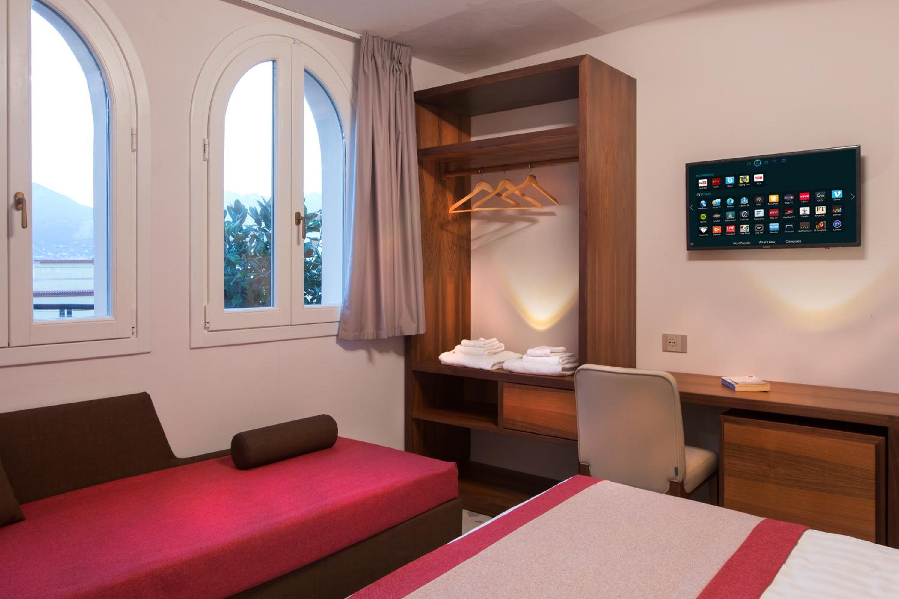 Superior Triple Room with Sea View - Photo 1